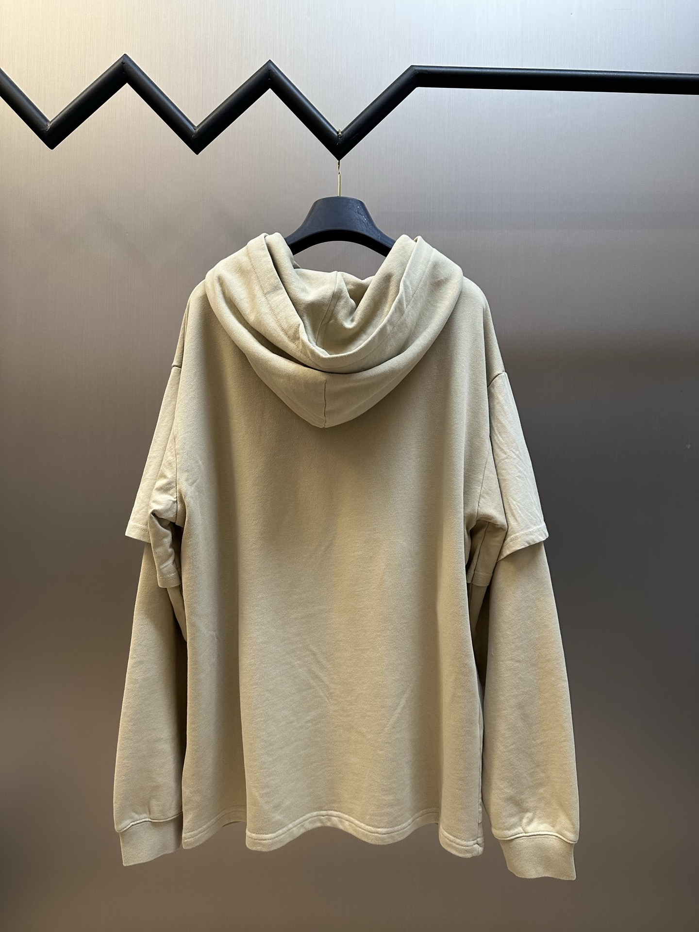 Acne Studios Hooded Logo T-Shirt  (AI0177-900）
