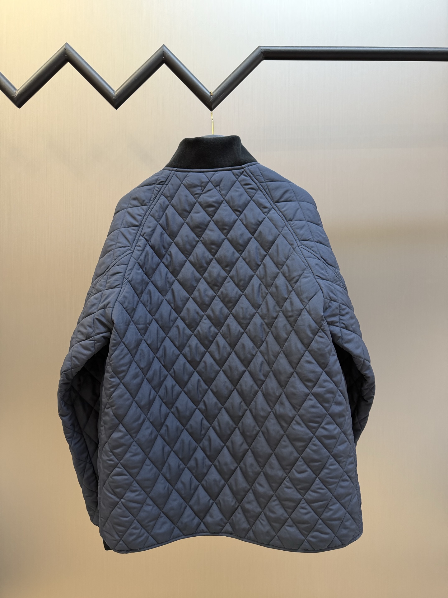 Burberry Quilted Nylon Jacket（81225521）