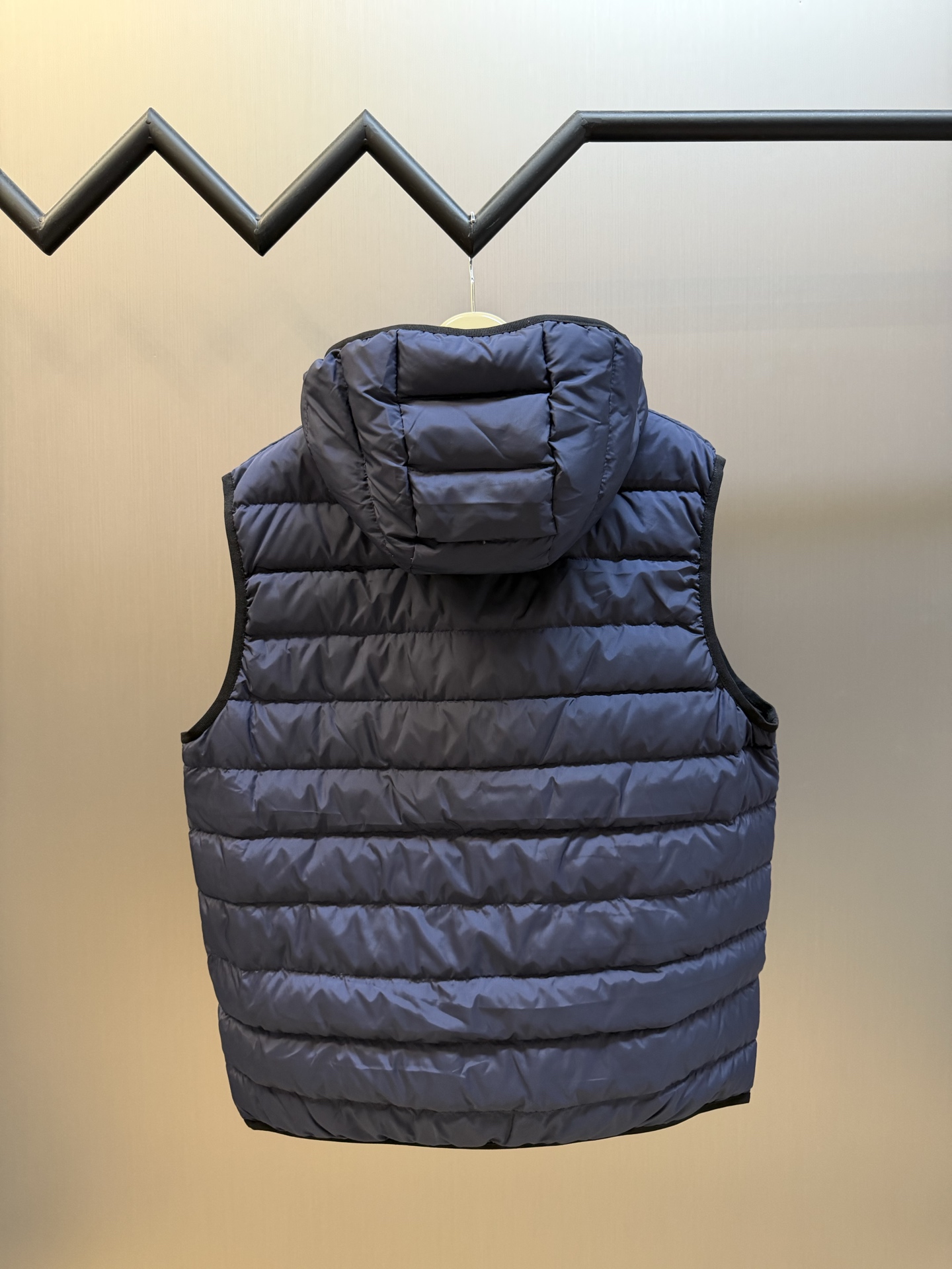 PRADA Cinnamon Re-nylon Down Vest (SGD144-1WQ9-F0RKH-S-OOO）