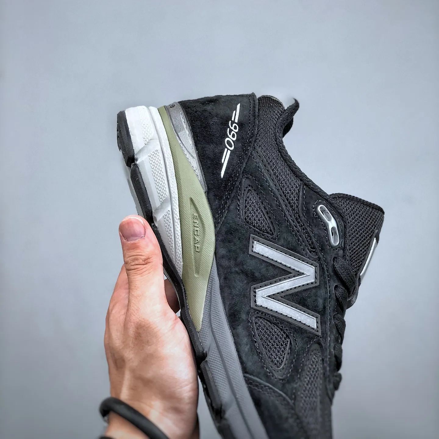 New Balance 990V4 "Black/Silver"(NB990V3)