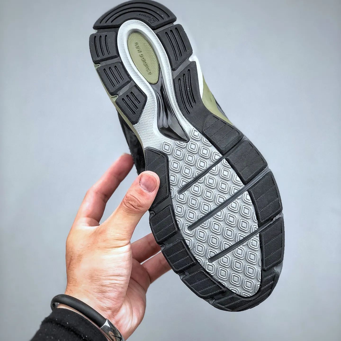 New Balance 990V4 "Black/Silver"(NB990V3)