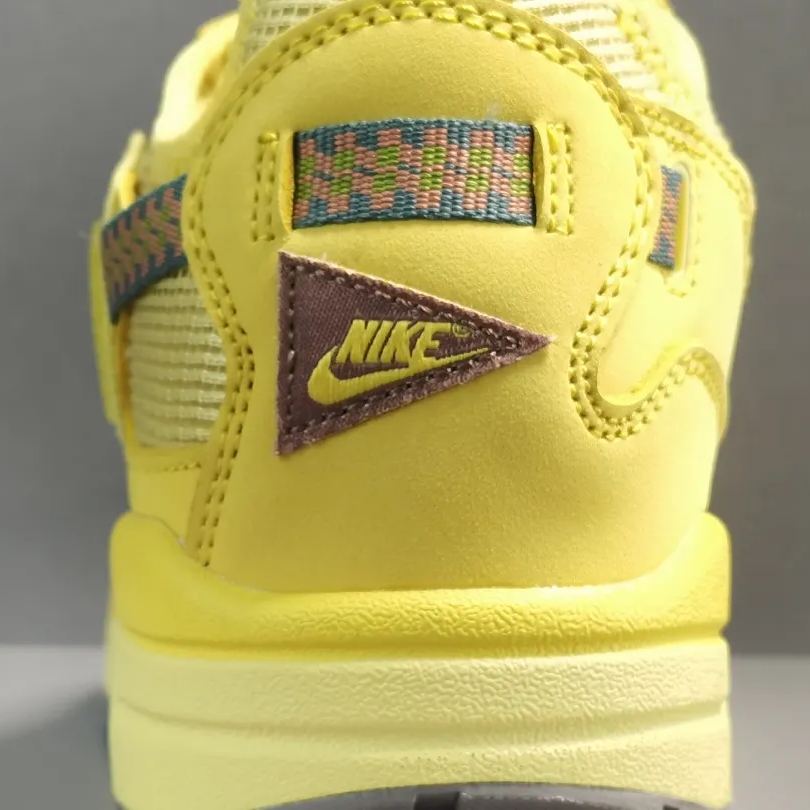 Travis Scott × Nike Air Max 1 "CACT.US Gold"（DO9392-700）