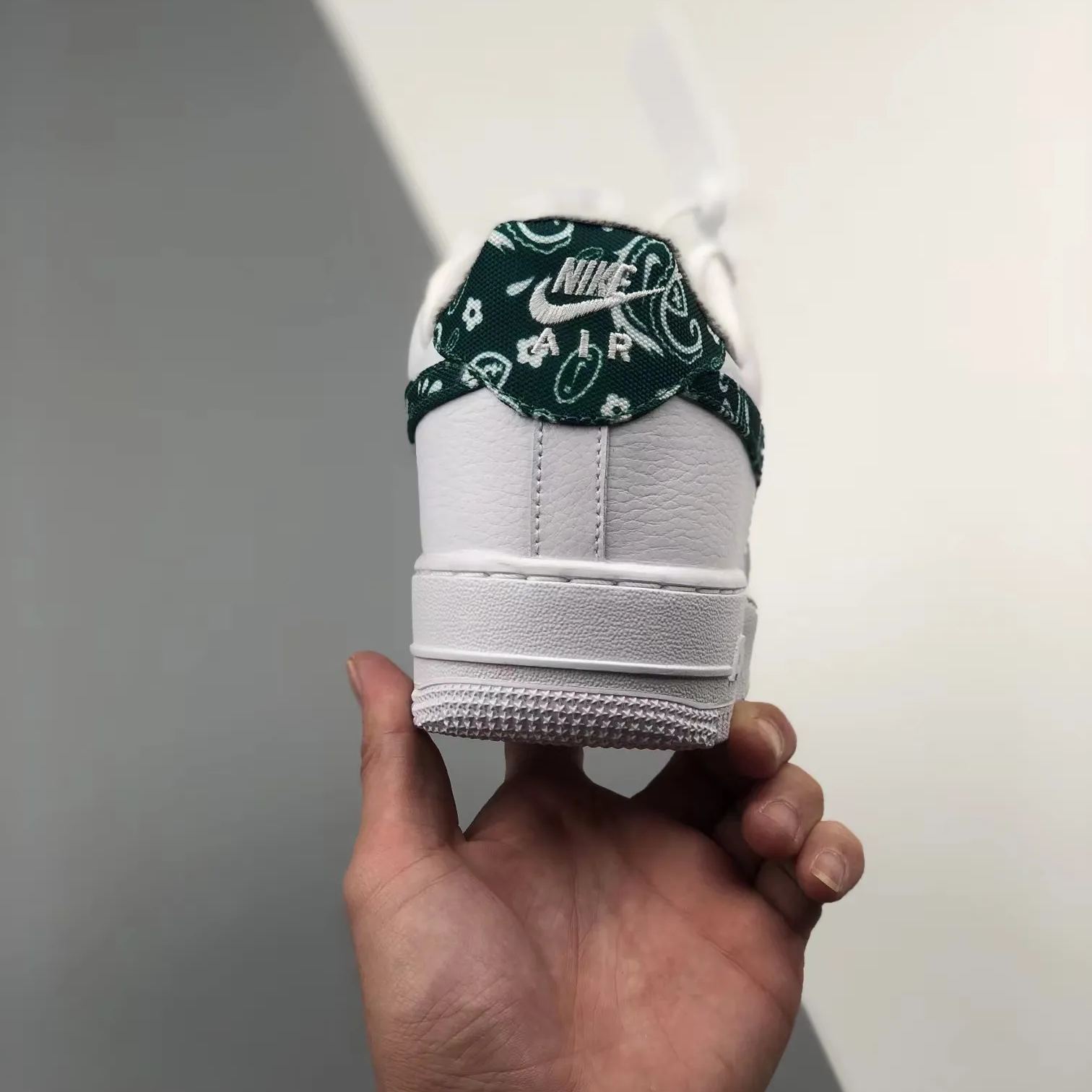 Nike WMNS Air Force 1 Low '07 Essential "Green Paisley"（DH4406-102）