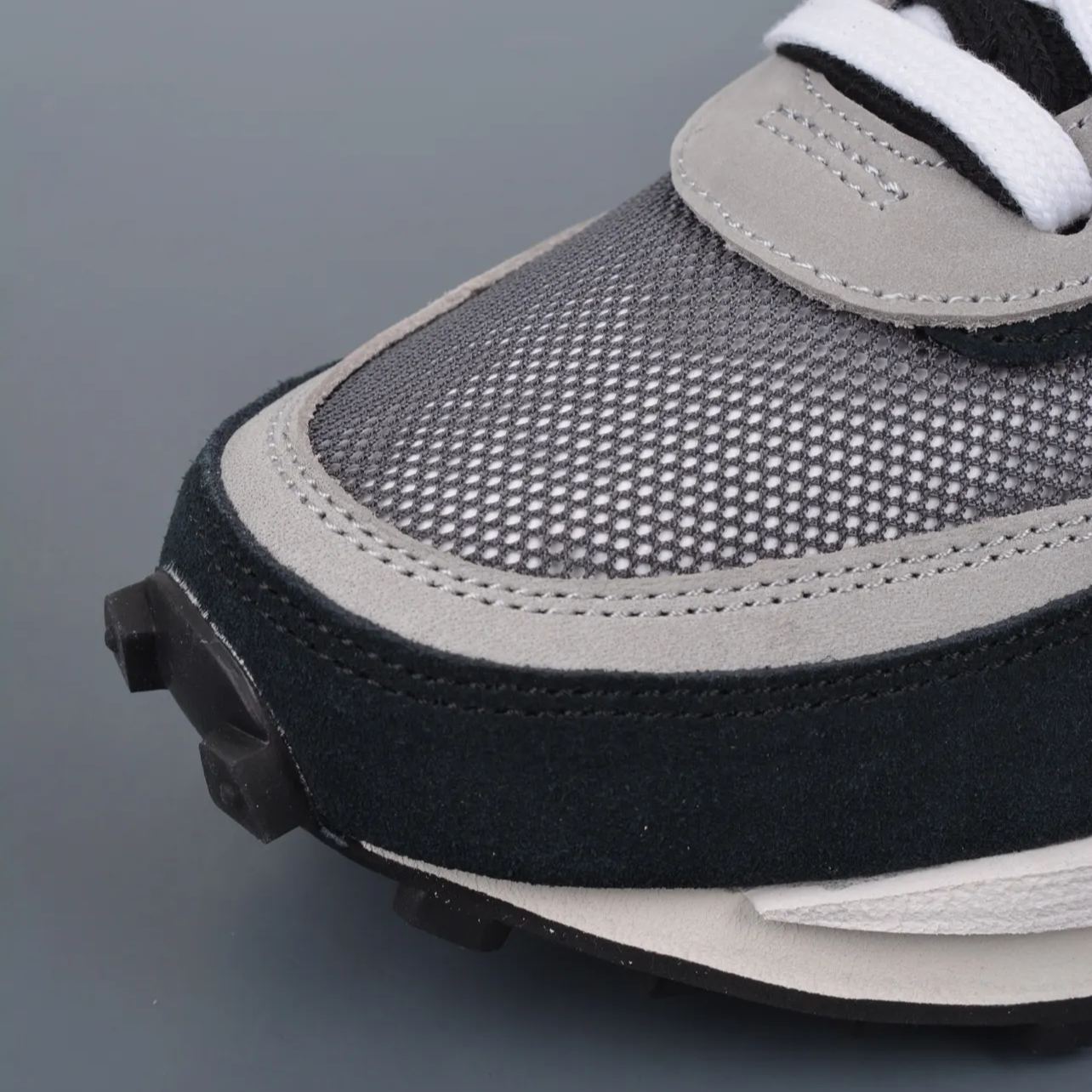 sacai × Nike LD Waffle "Black" (BV0073-001)