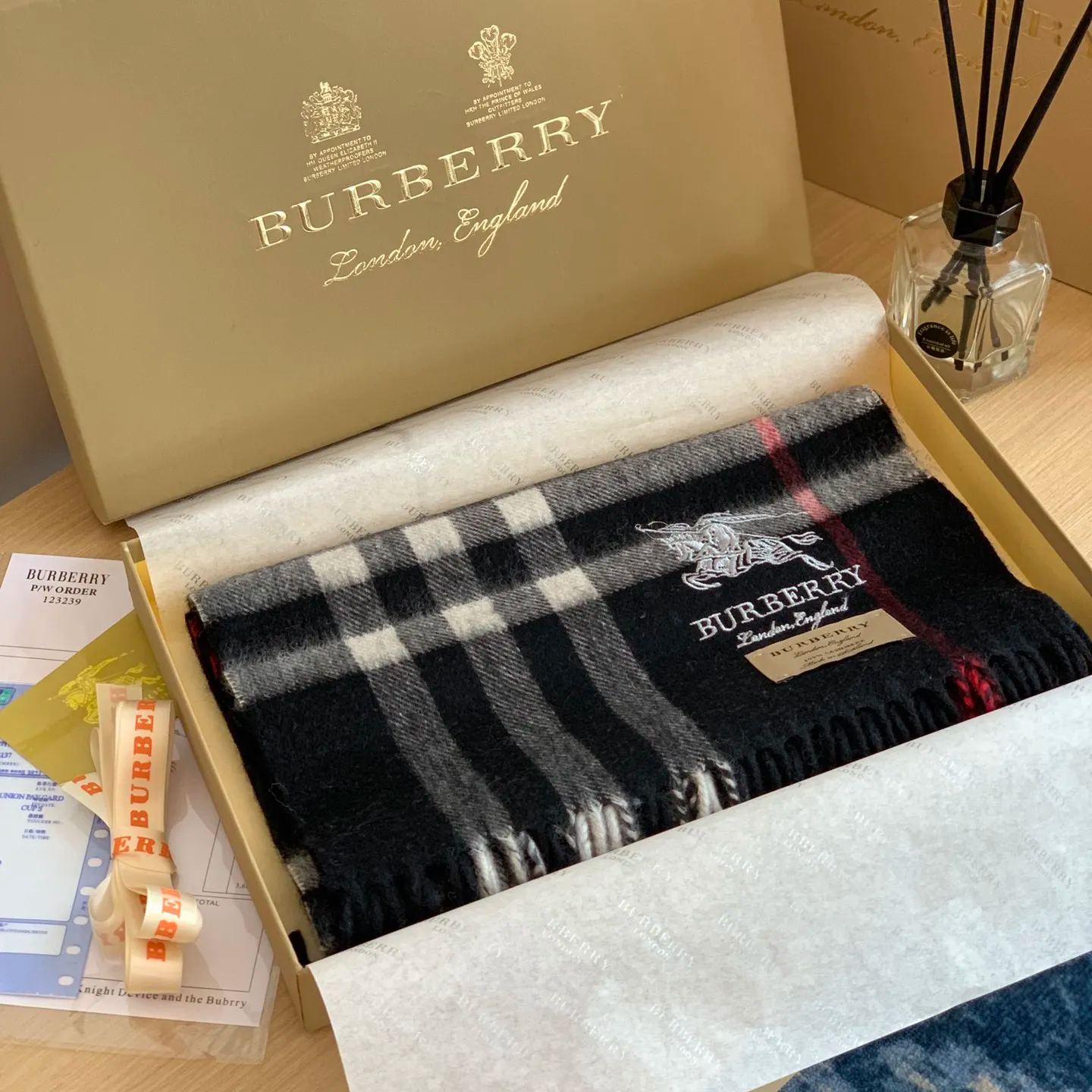 Burberry scarf best sale navy blue