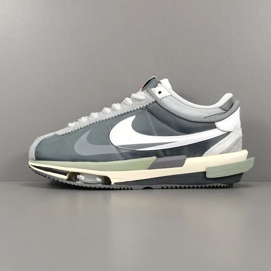 sacai × Nike Zoom Cortez sacai × Nike Zoom Cortez