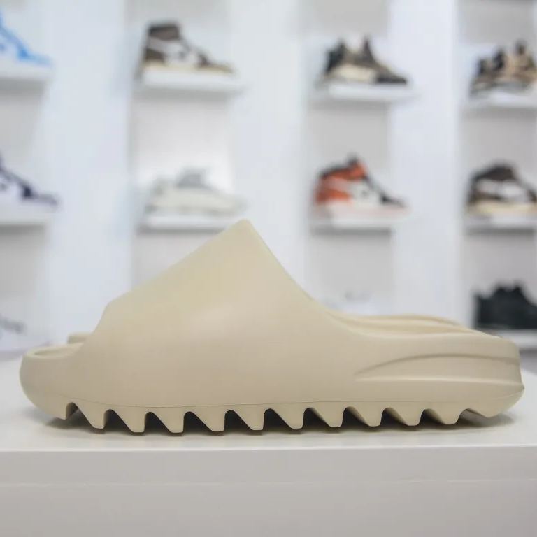 adidas YEEZY Slide Bone（FW6345）