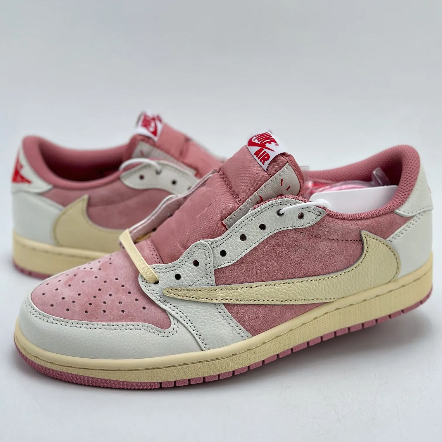 Travis Scott × Nike Air Jordan 1 Low OG SP 'Pink White'(DM7866-600)