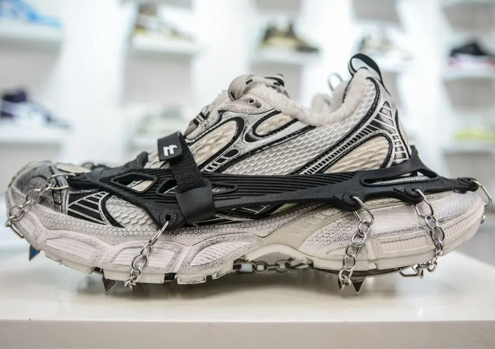 BALENCIAGA Skiwear 3XL Ski Sneaker Mesh and Polyurethane BALENCIAGA Skiwear 3XL Ski Sneaker Mesh and Polyurethane
