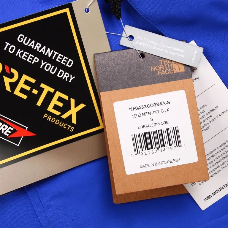 The North Face waterproof jacket（NF0A3XEJ-CZ6）