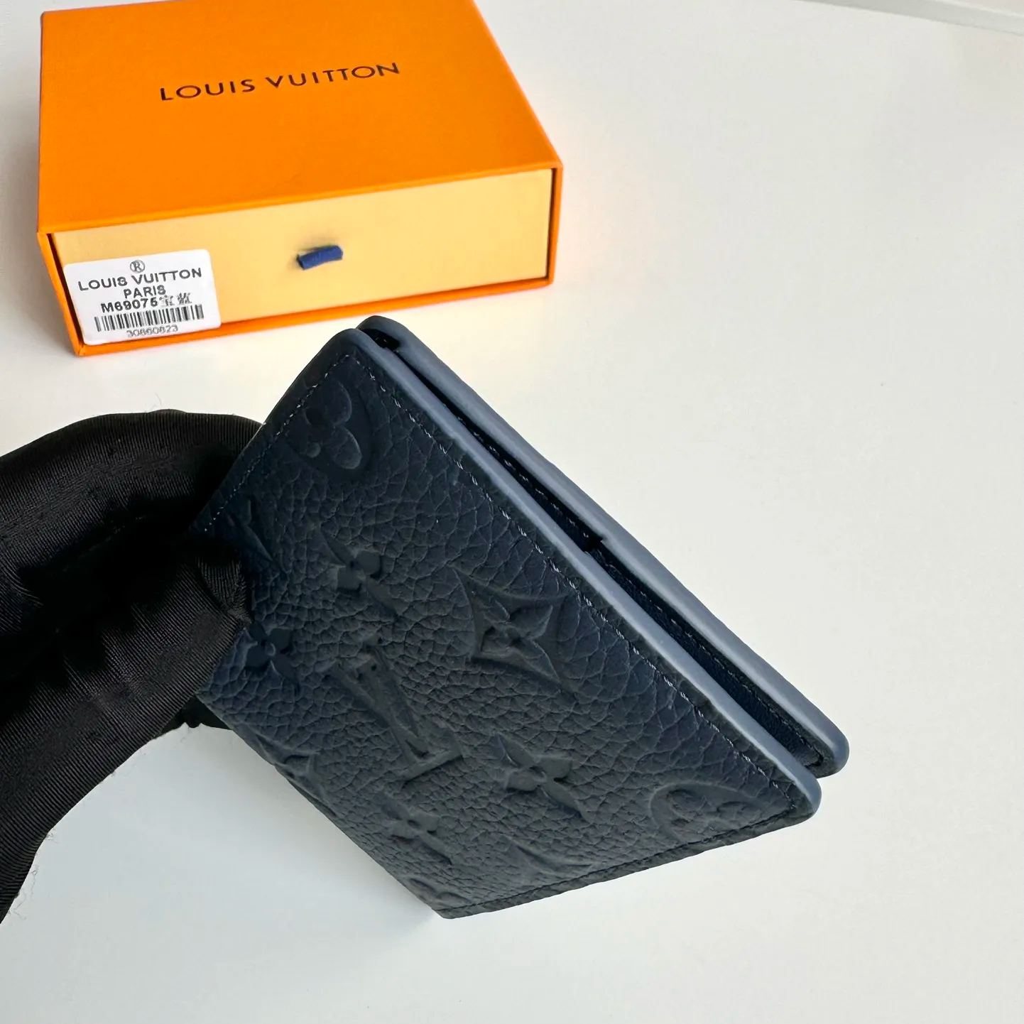 Louis Vuitton wallet （M69075）