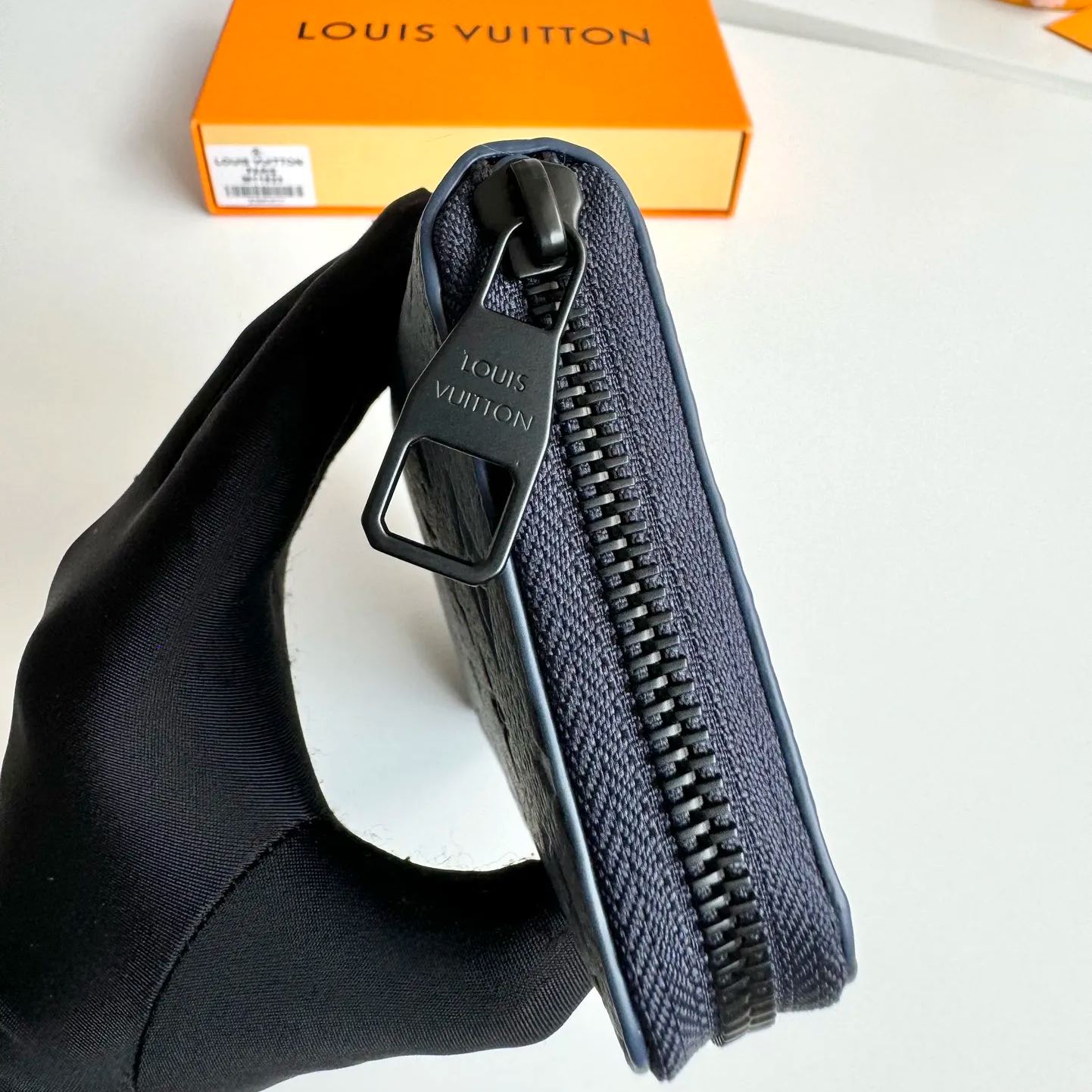 Louis Vuitton wallet （M11523）