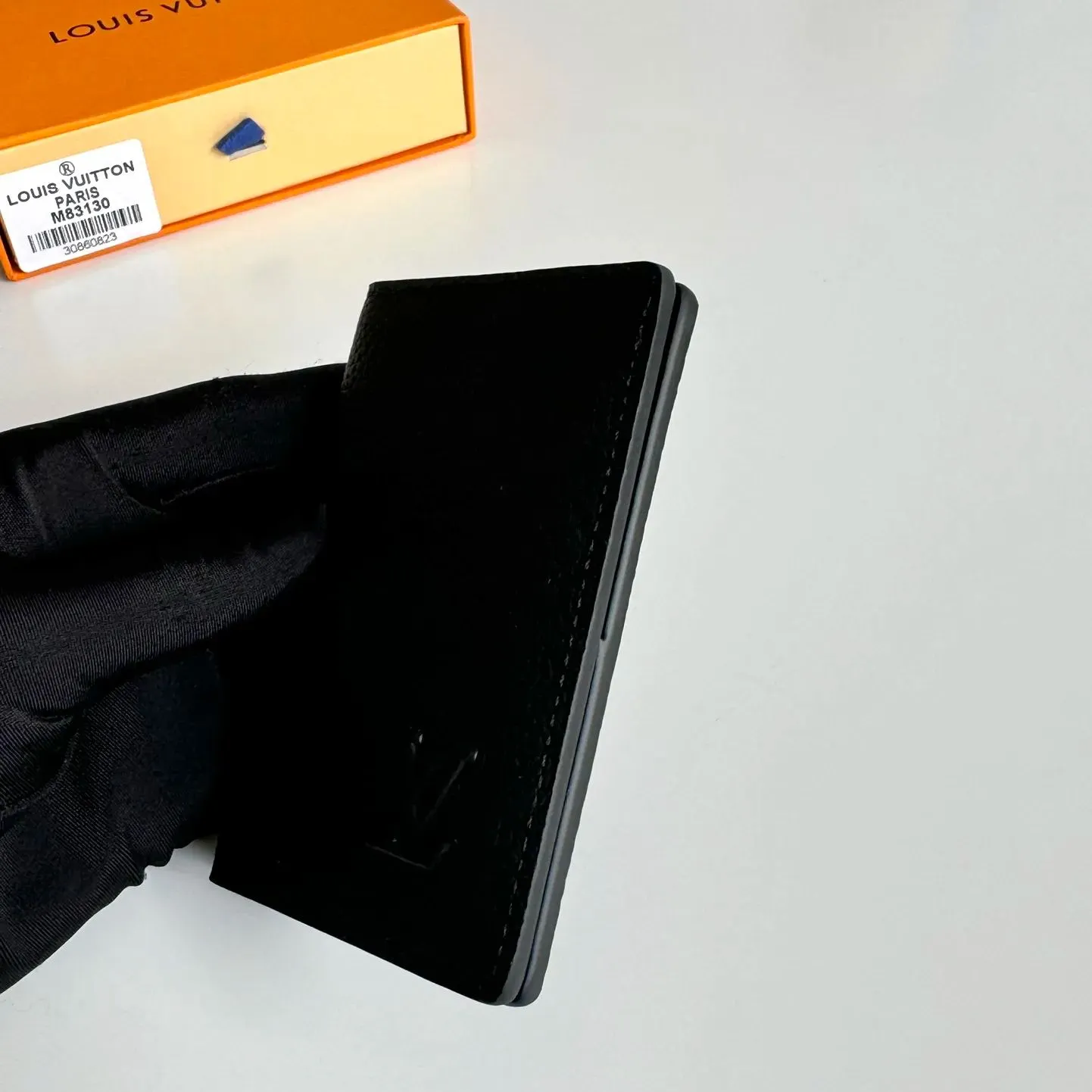 Louis Vuitton Pocket Organizer - Monogram Other （M11548）