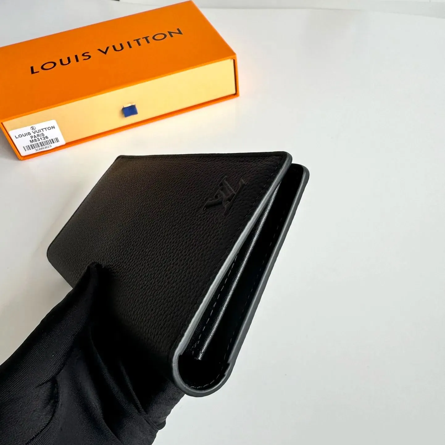 Louis Vuitton Portefeuille Brazza NM（M11546）