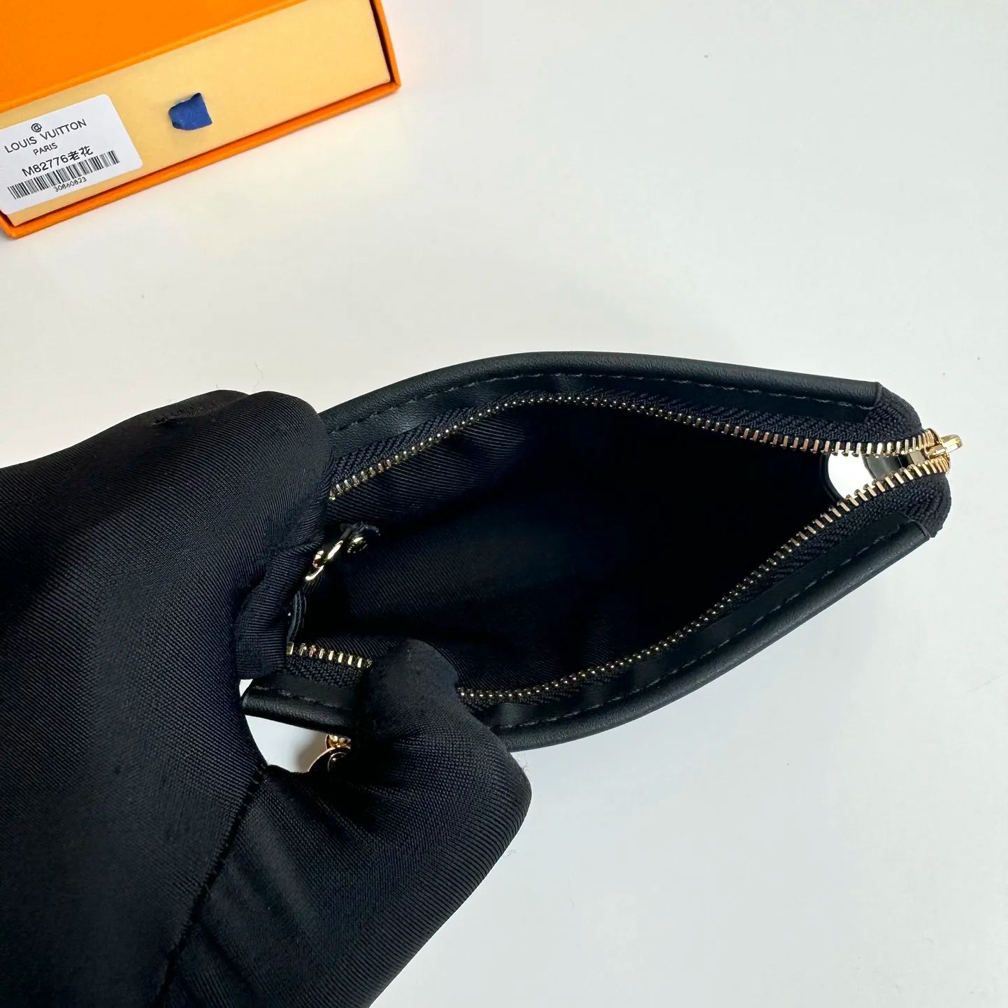 Louis Vuitton Pochette Cle Voyage（M82776）