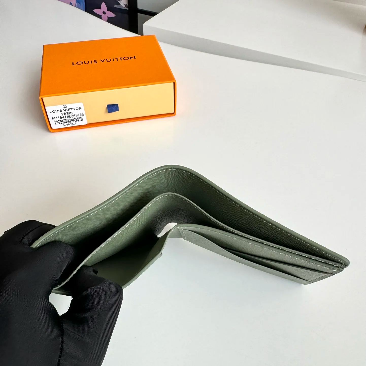 Louis Vuitton Monogram Multiple Wallet （M11547）