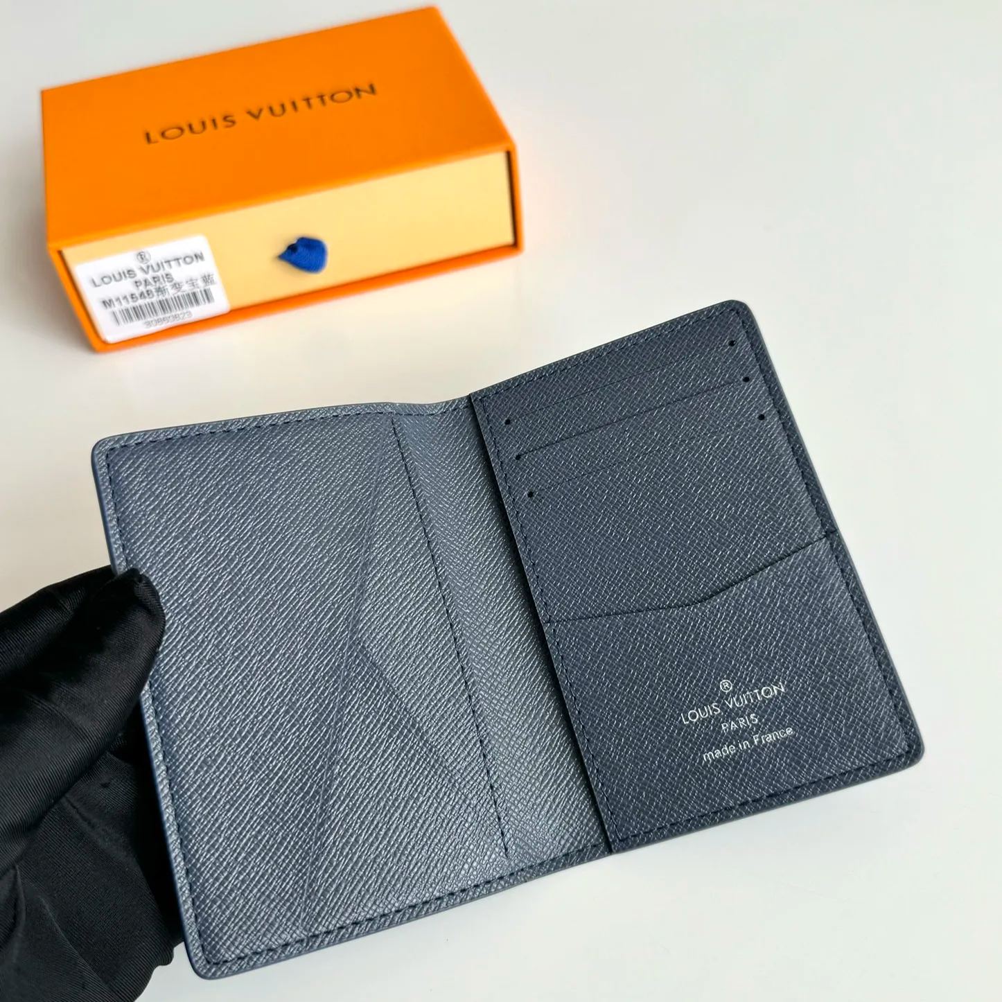 Louis Vuitton wallet （M11548-2）