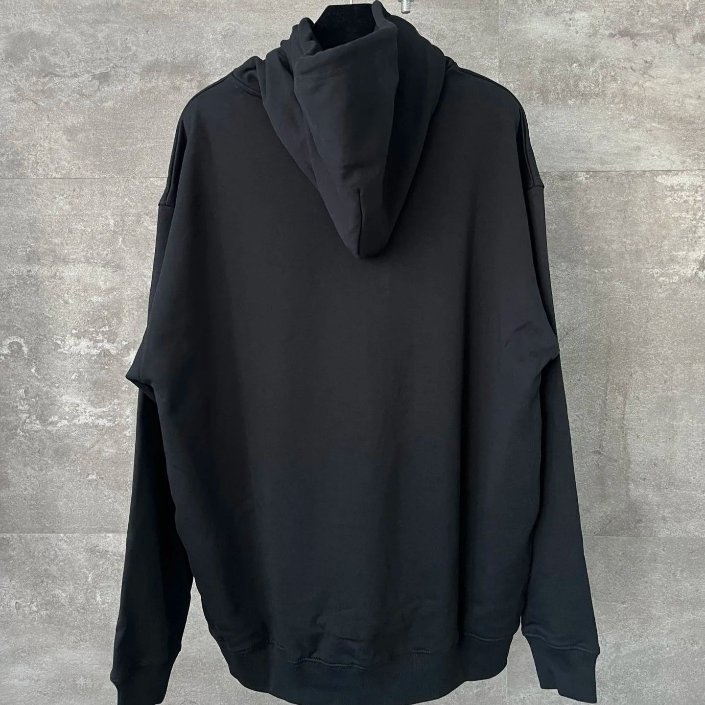 Balenciaga Loose hooded Long Sleeves Hoodie Black (570792TEV191000）