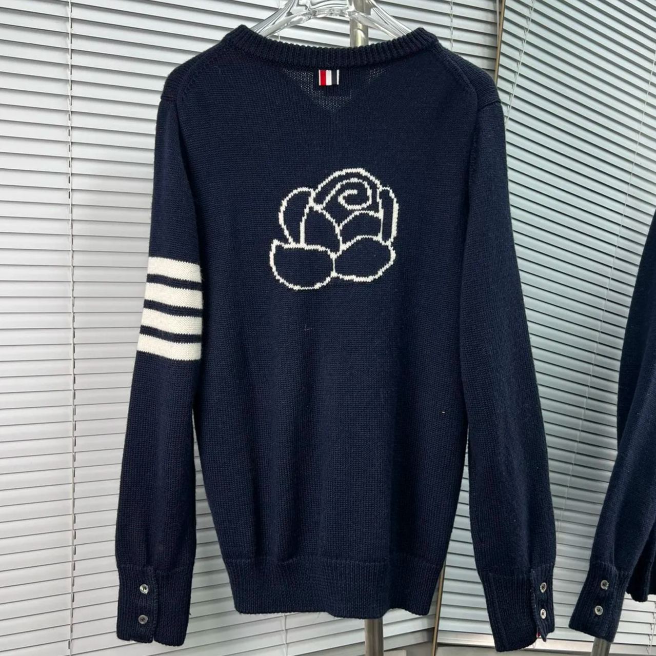 THOM BROWNE Rose Icon Cardigan (FKC585A-Y1030-415）