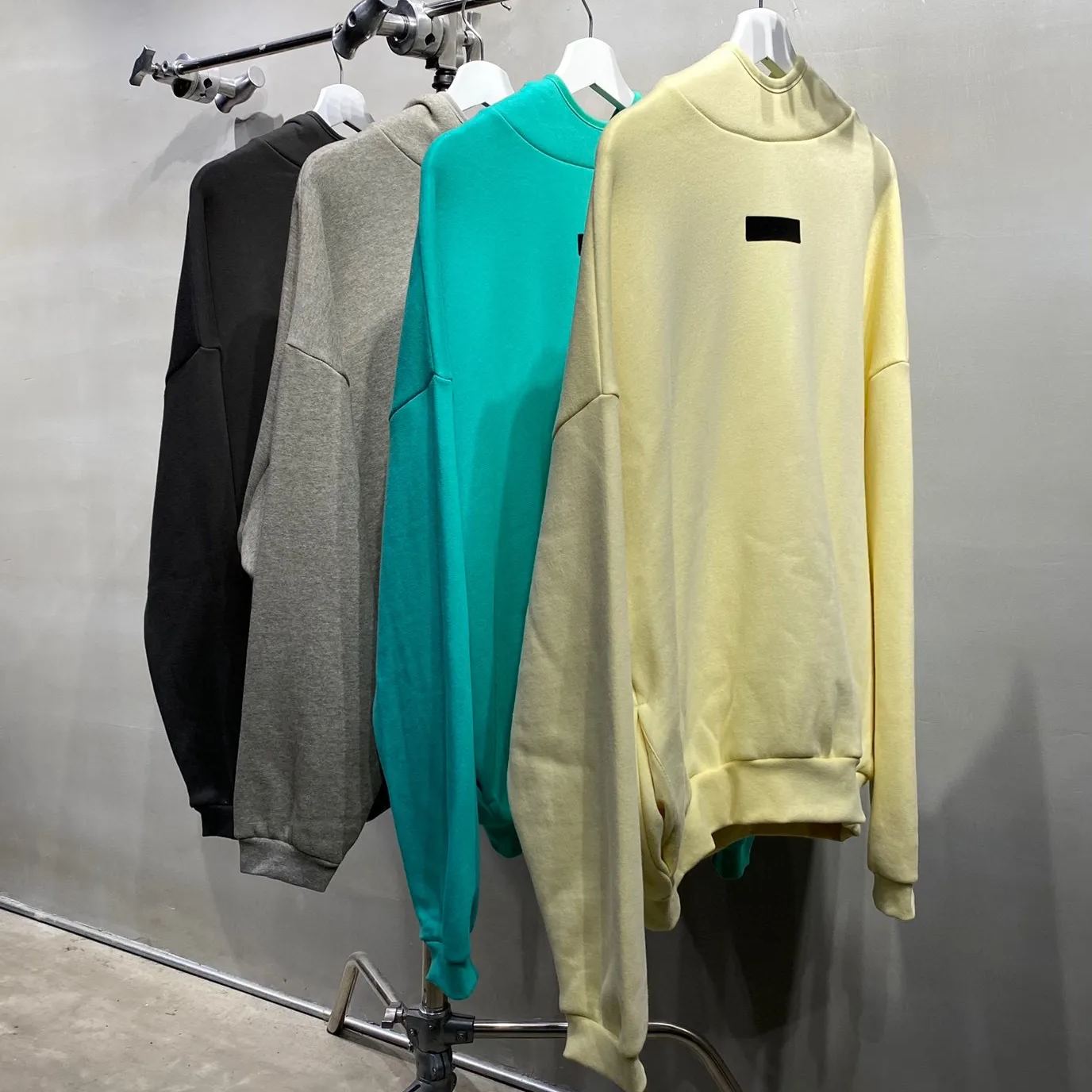 Fear of God Essentials Pullover Hoodie 'Mint Leaf'（192SP242052F）