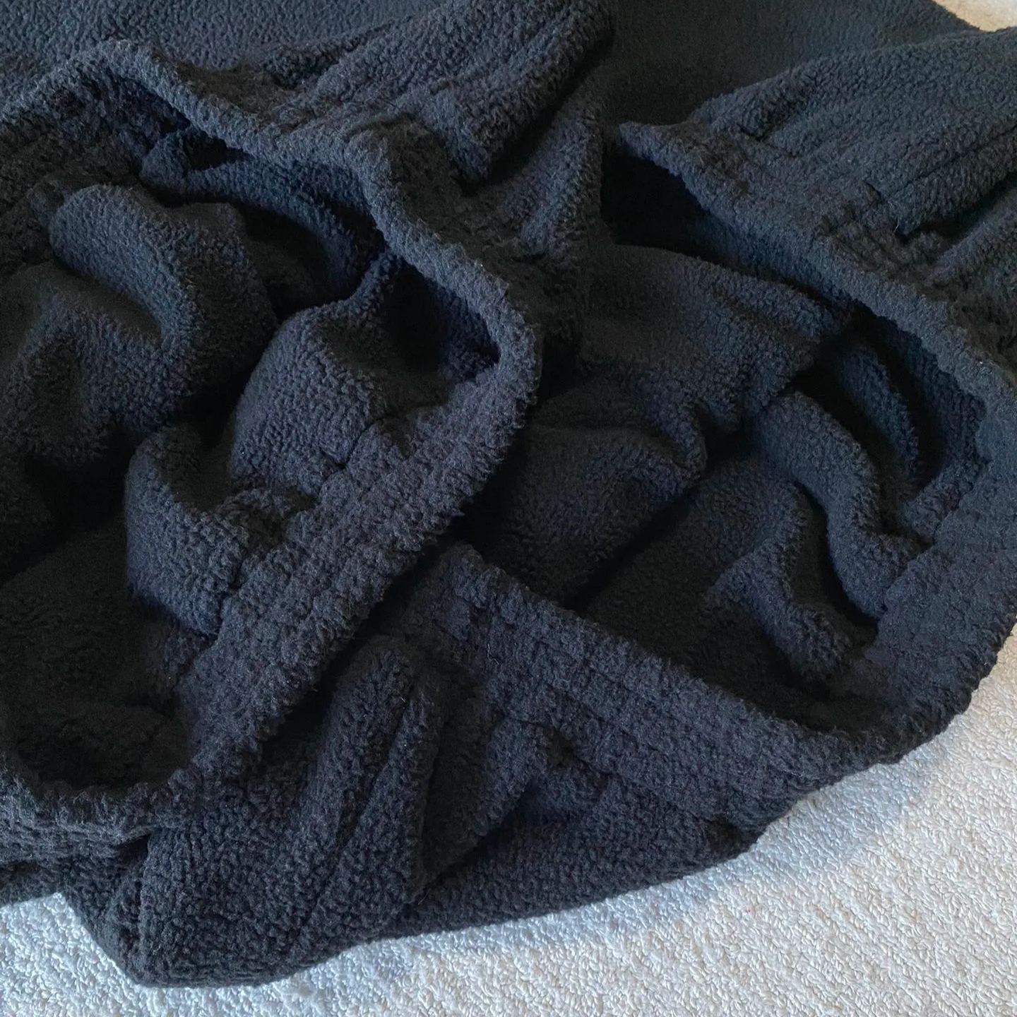 BALENCIAGA HOODED FLEECE JACKET WITH HOOD (810113TQQ02-1000）