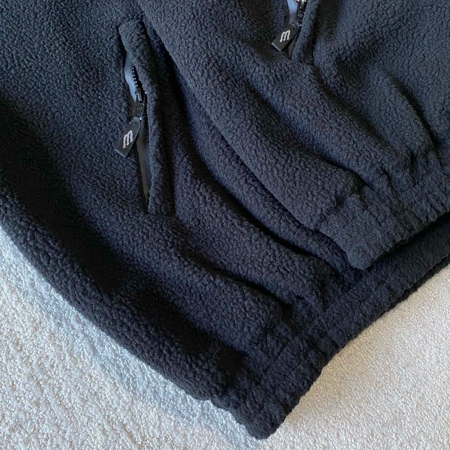 BALENCIAGA HOODED FLEECE JACKET WITH HOOD (810113TQQ02-1000）