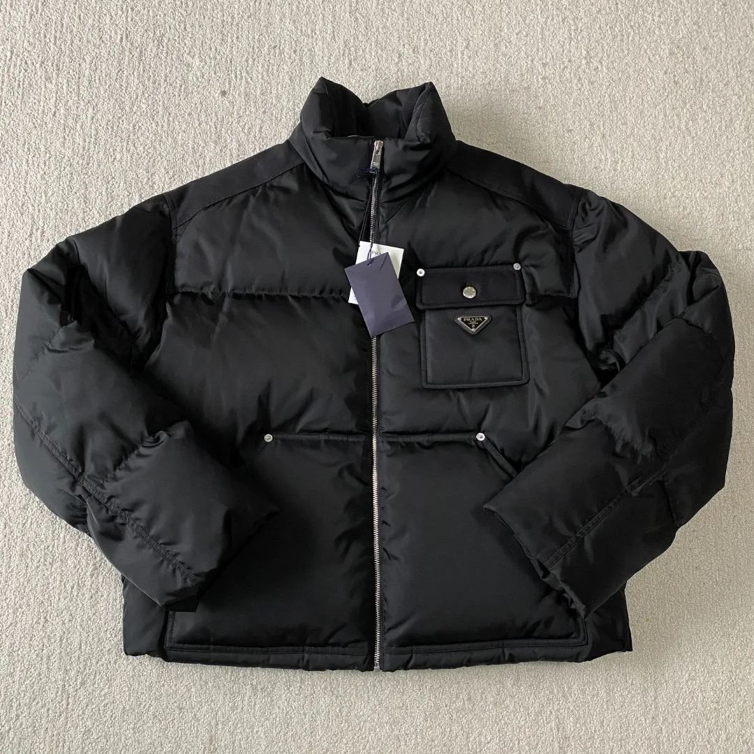Prada Cropped Re-Nylon down jacket(SGC584-1WQ8-F0002-S-OOO) Prada Cropped Re-Nylon down jacket(SGC584-1WQ8-F0002-S-OOO)