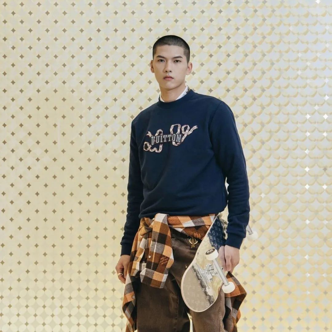 Louis Vuitton Embroidered cotton crewneck（1AGJXW）