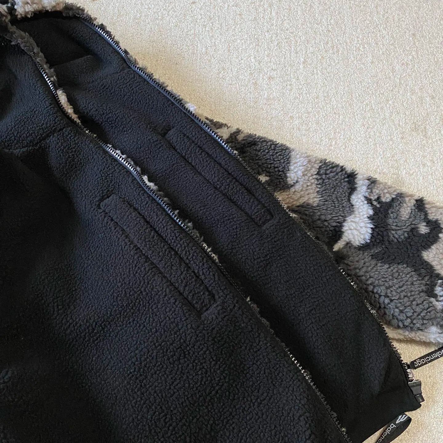 Balenciaga zip-up hoodie (809469TPQ11）