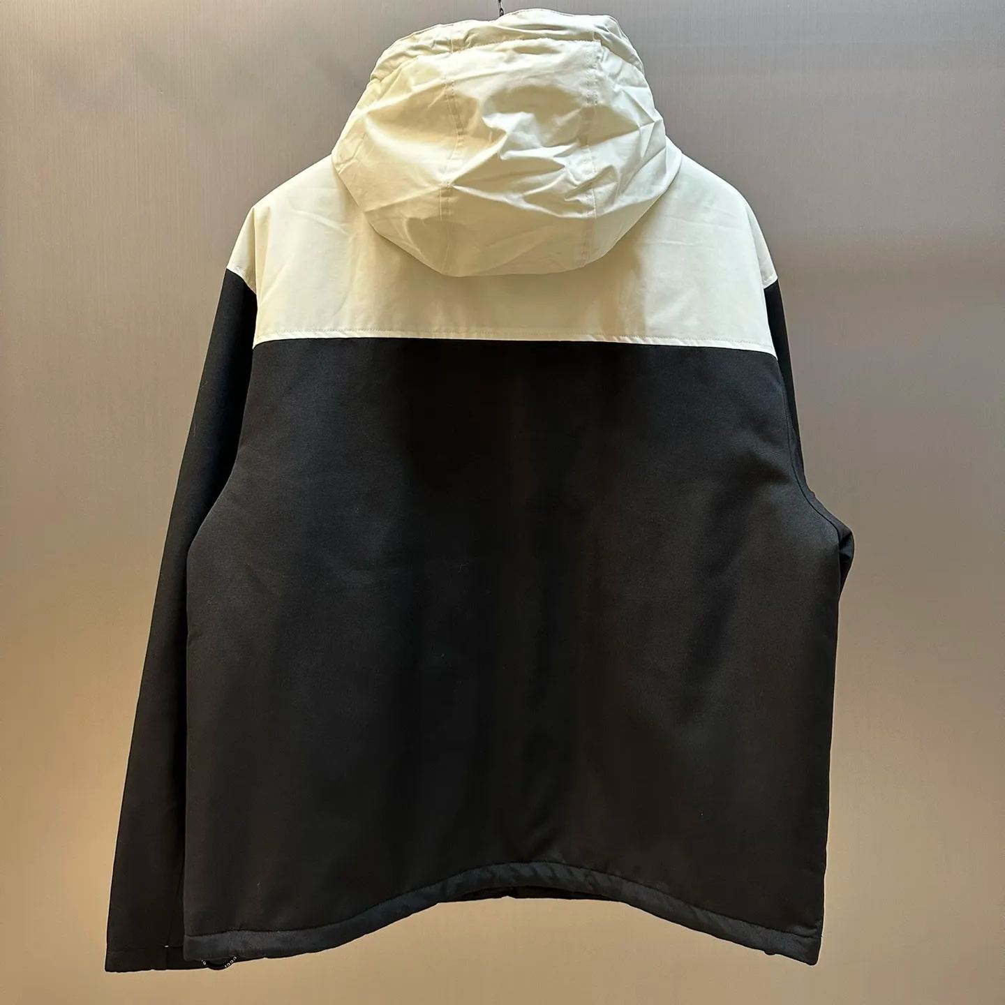 GUCCI Technical Cotton Canvas Hooded Jacket "Black/White"（787197-ZARAK-1043）