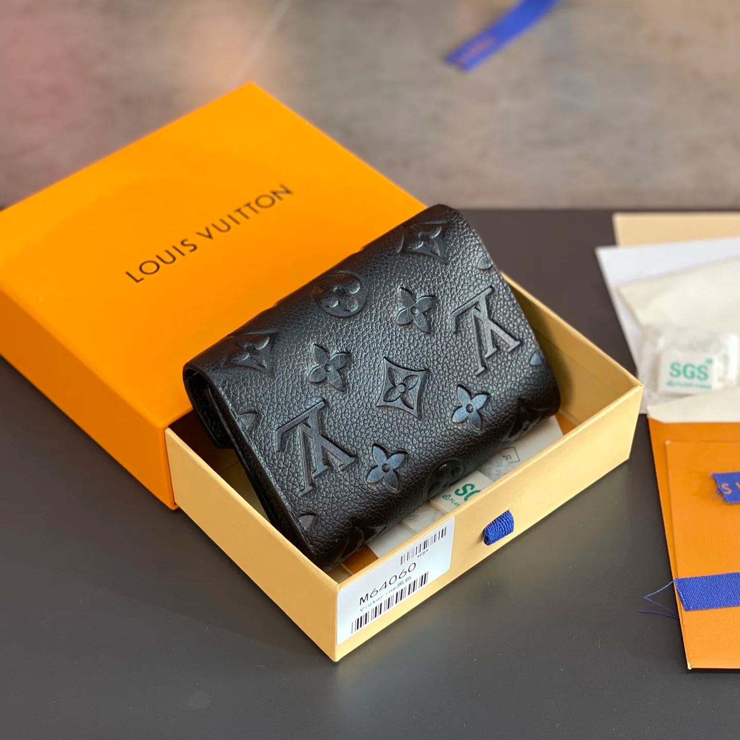 Louis Vuitton wallet （M64060）