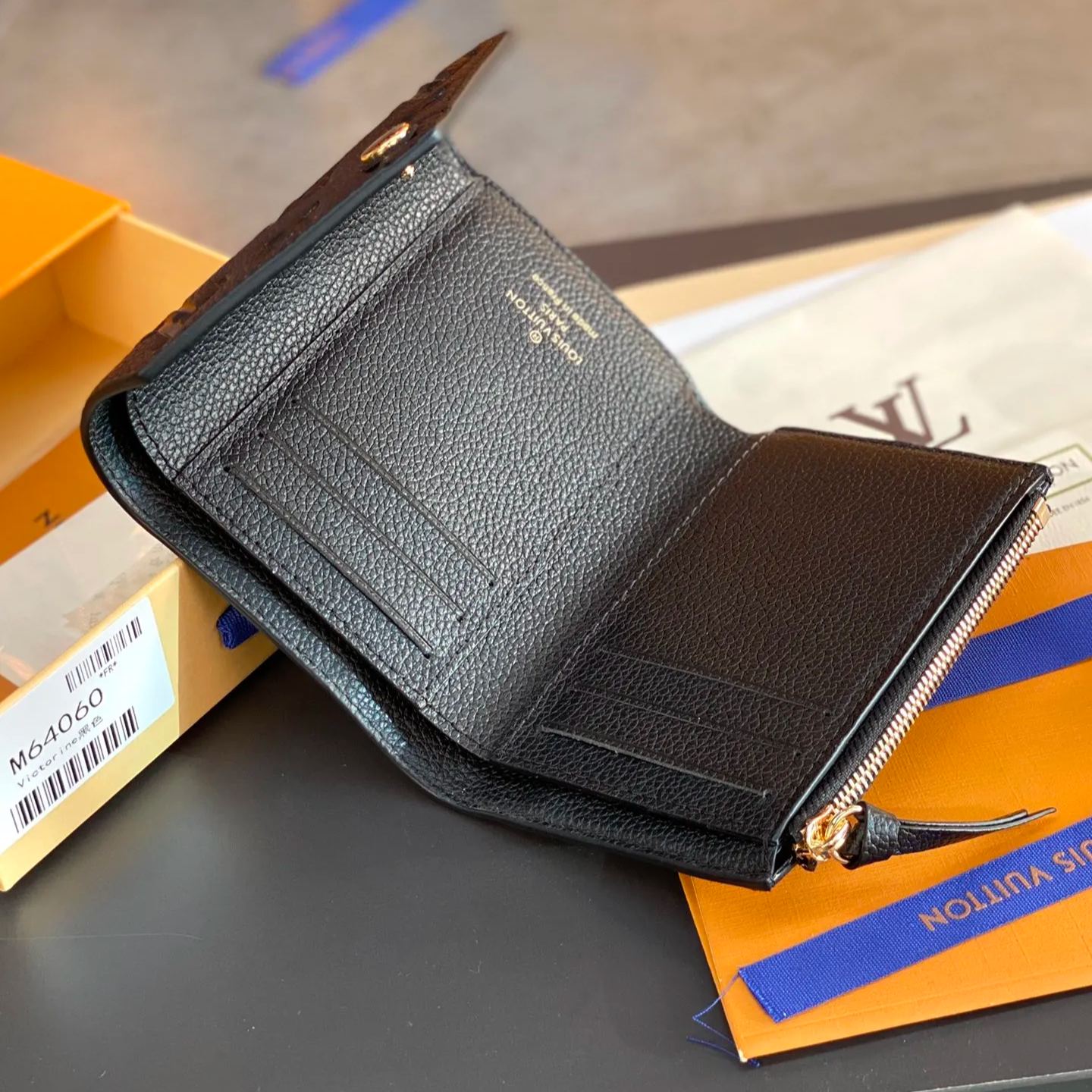 Louis Vuitton wallet （M64060）