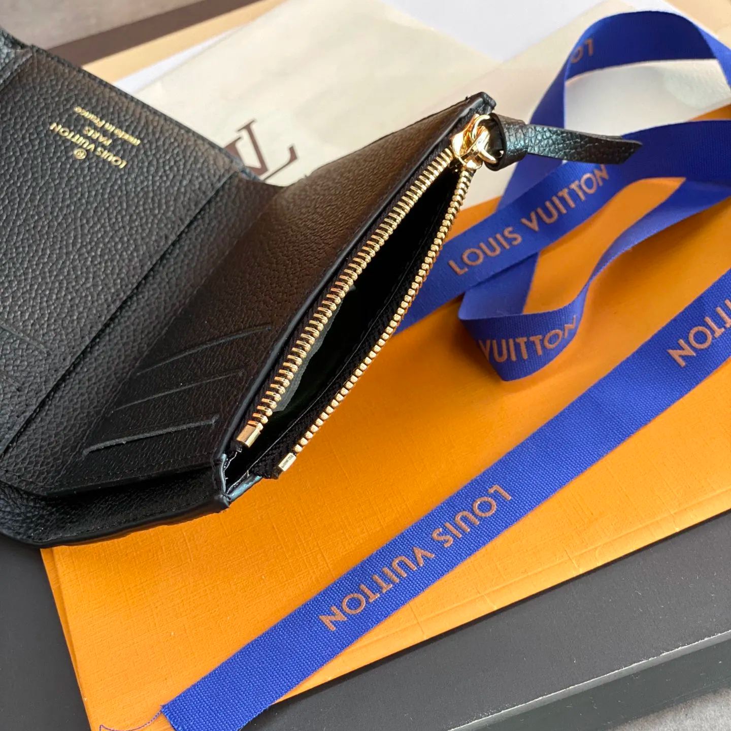 Louis Vuitton wallet （M64060）