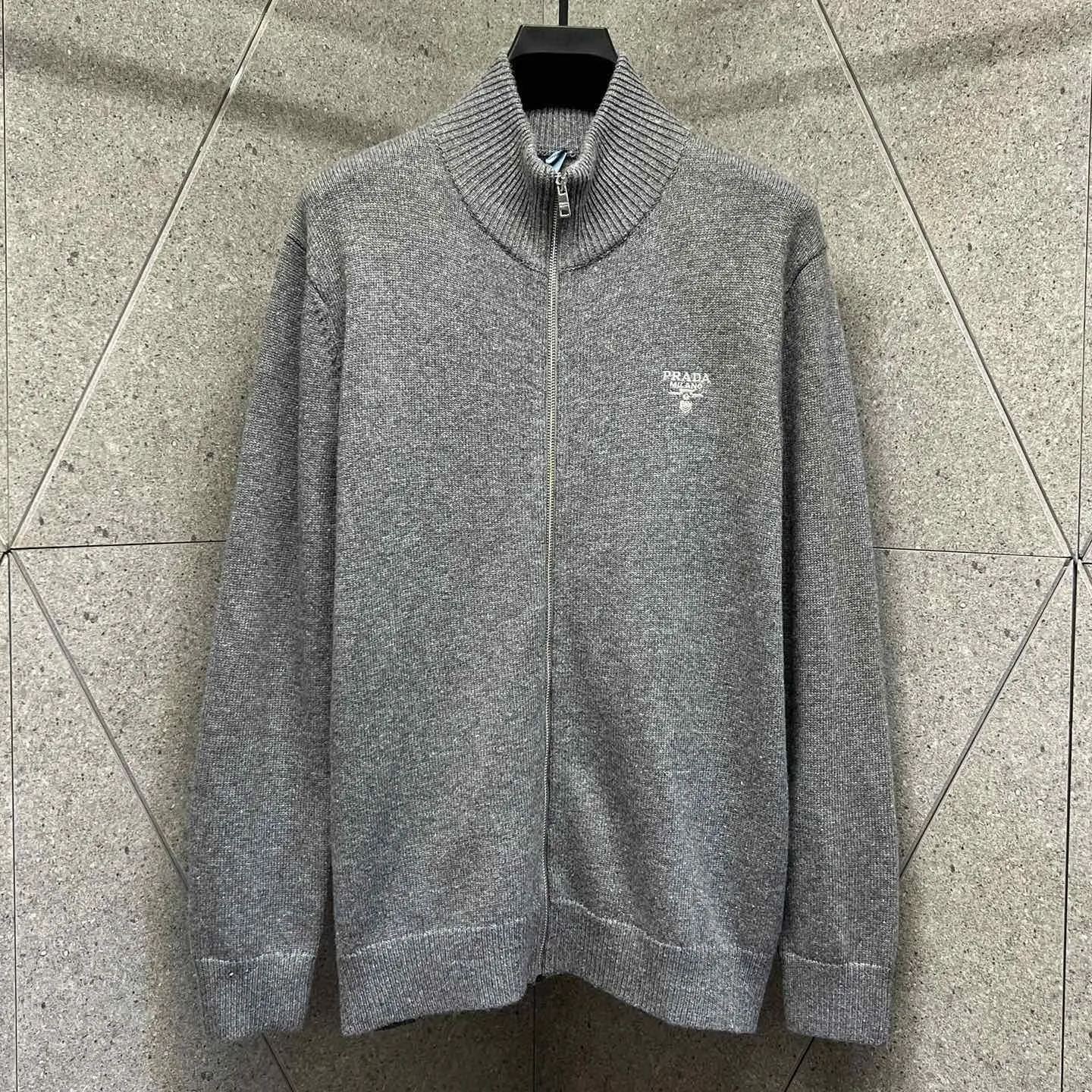 PRADA Cardigan （UMG245-11LM-F0002-S-232）