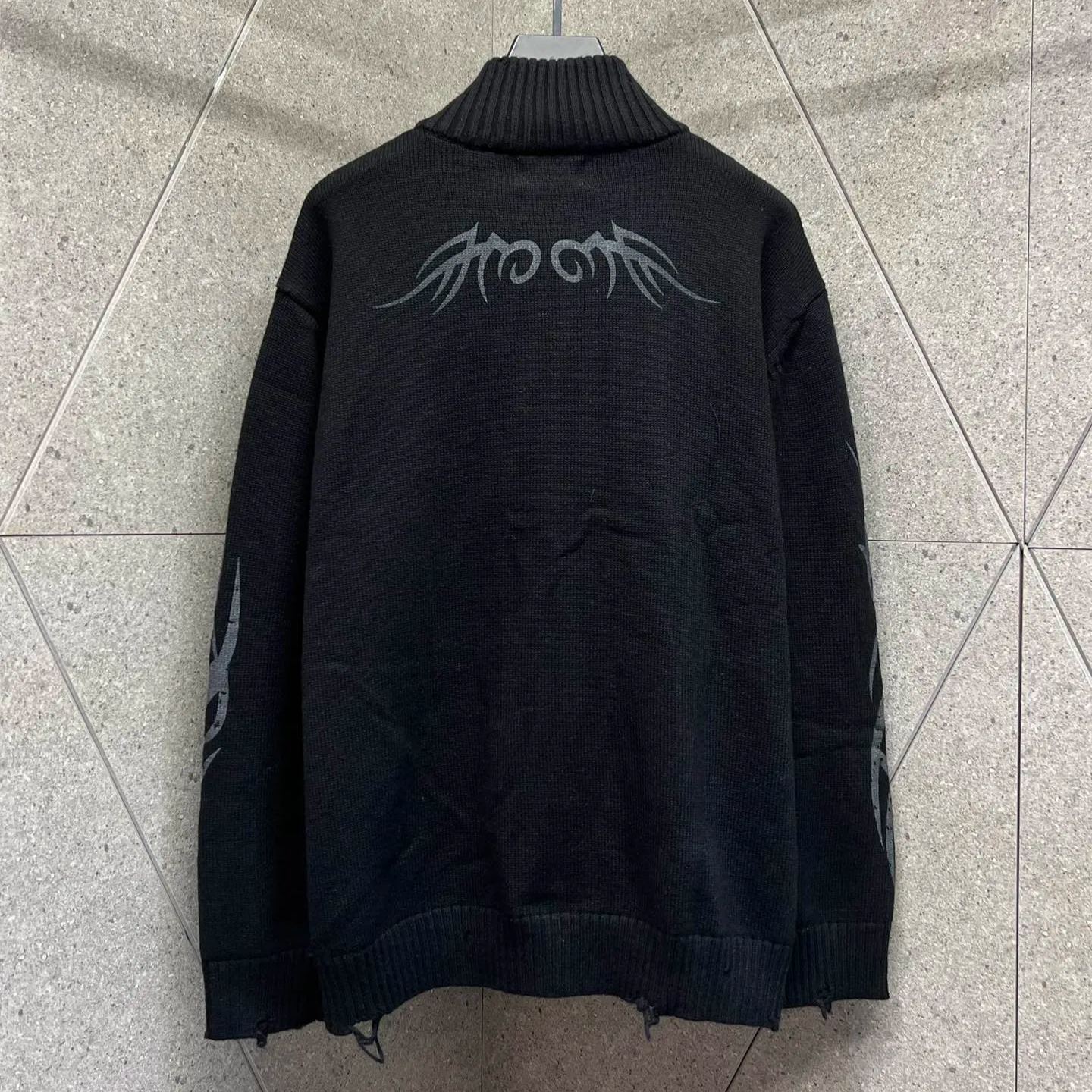 BALENCIAGA  Men's Y2k Zip-up Cardigan in Black (808489T33361000）