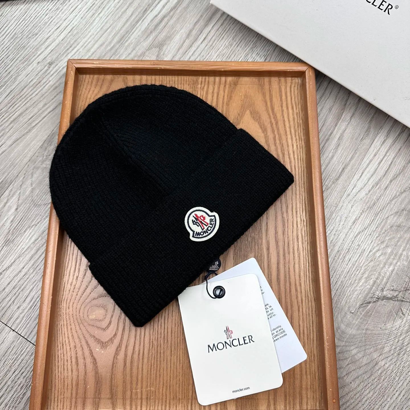 MONCLER Ribbed Knit Wool Beanie（9Z70600A9146）ウール（17色展開）