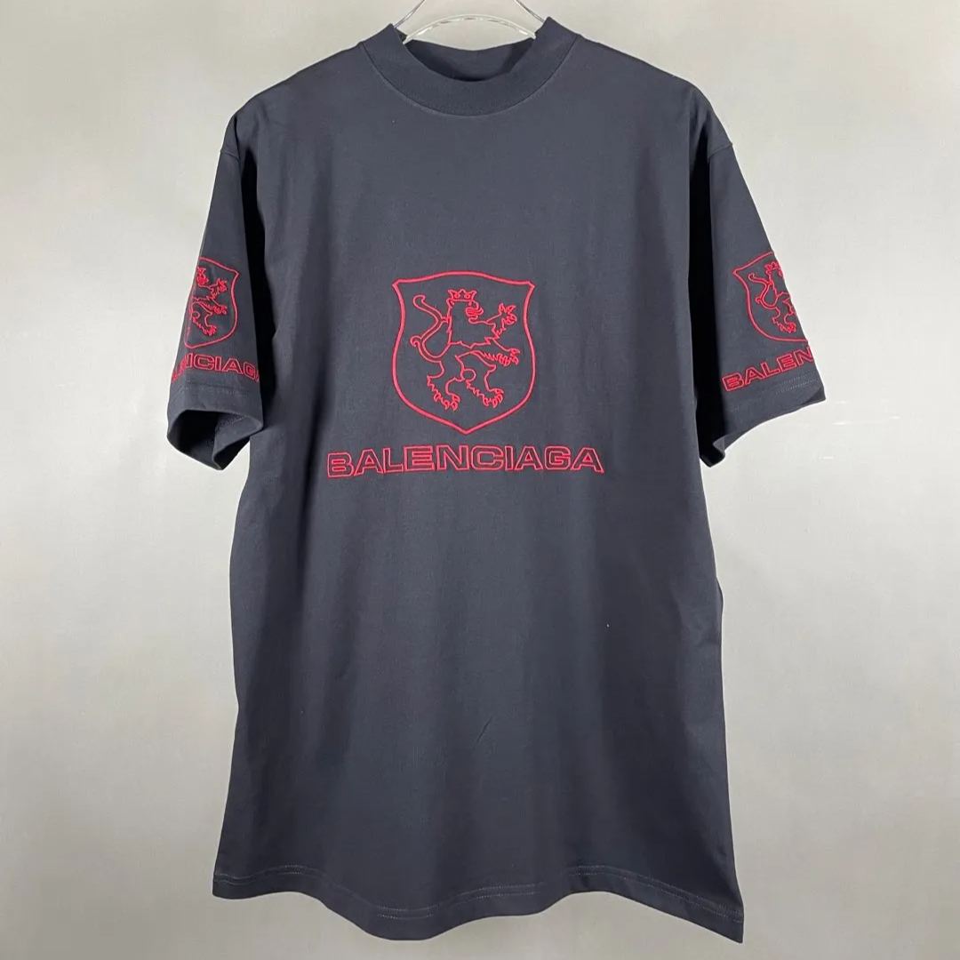 BALENCIAGA Men's 3B Liquefied T-Shirt Oversized BALENCIAGA Men's 3B Liquefied T-Shirt Oversized