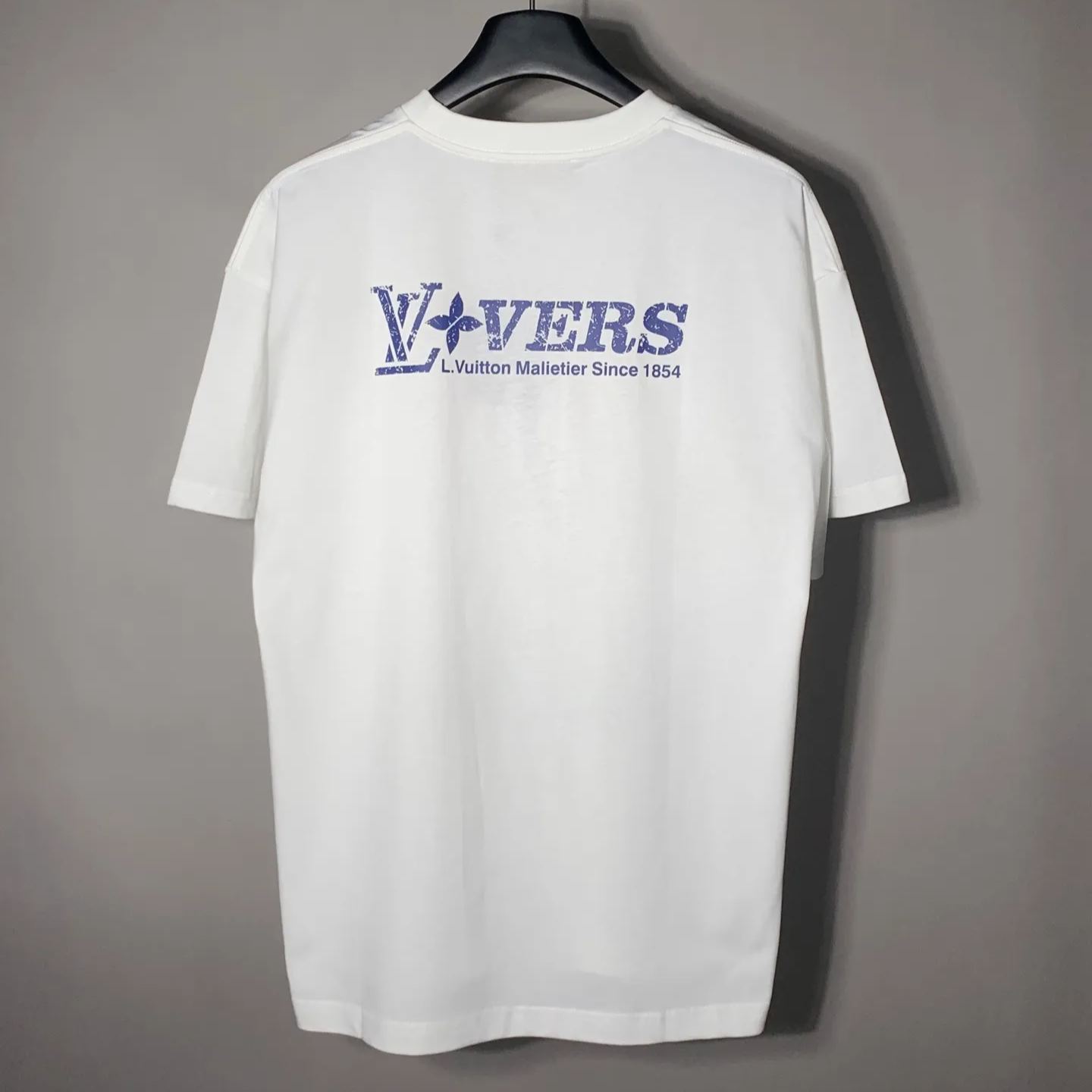 Louis Vuitton Embellished graphic cotton T-shirt（1AHCKM）