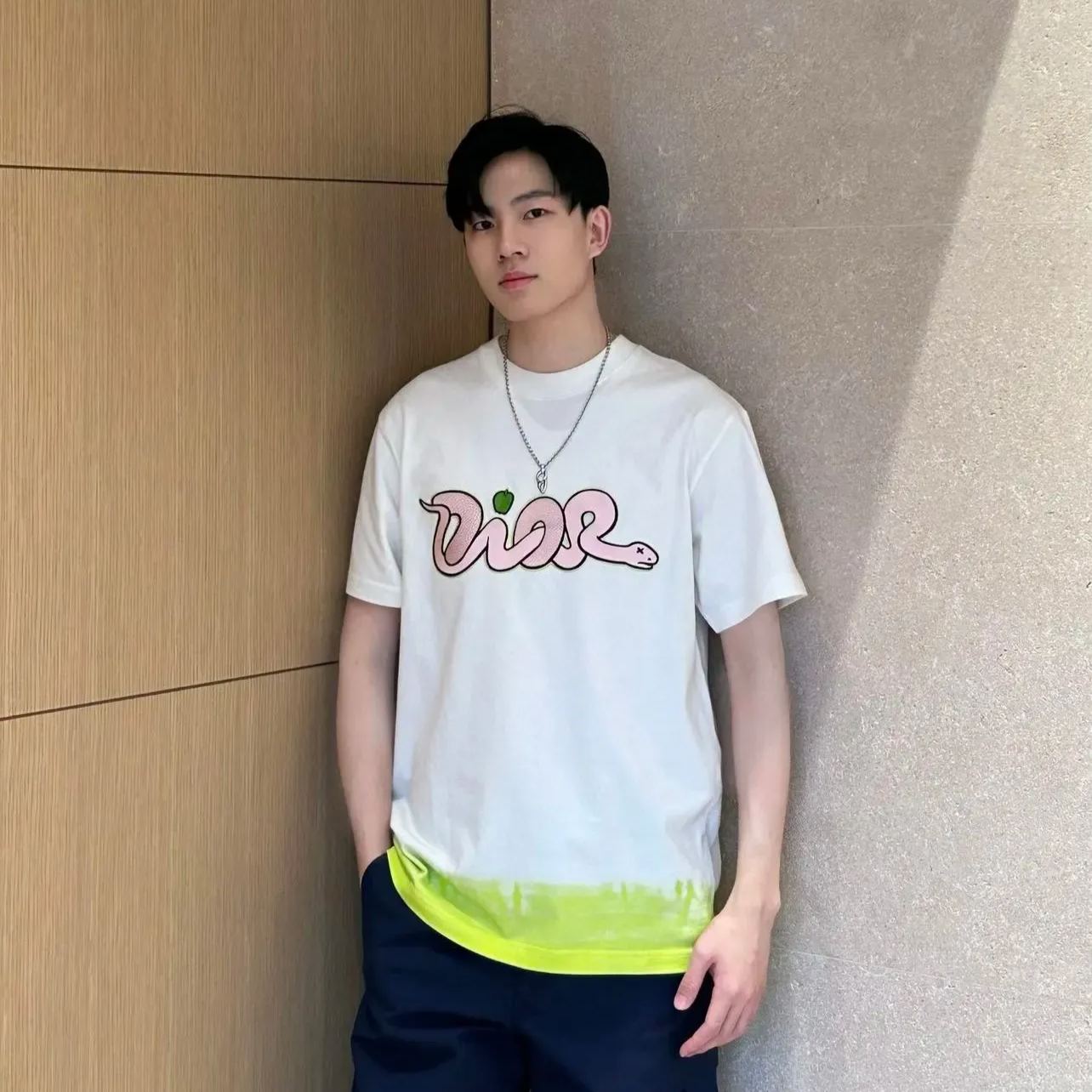 DIOR T-Shirts Men White（513J696B055-4C086）