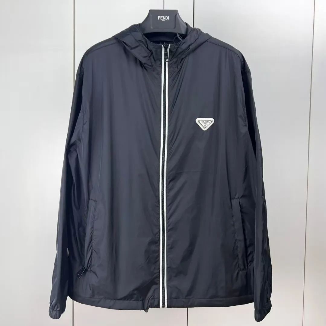 Prada Re-Nylon hooded jacket（438194）