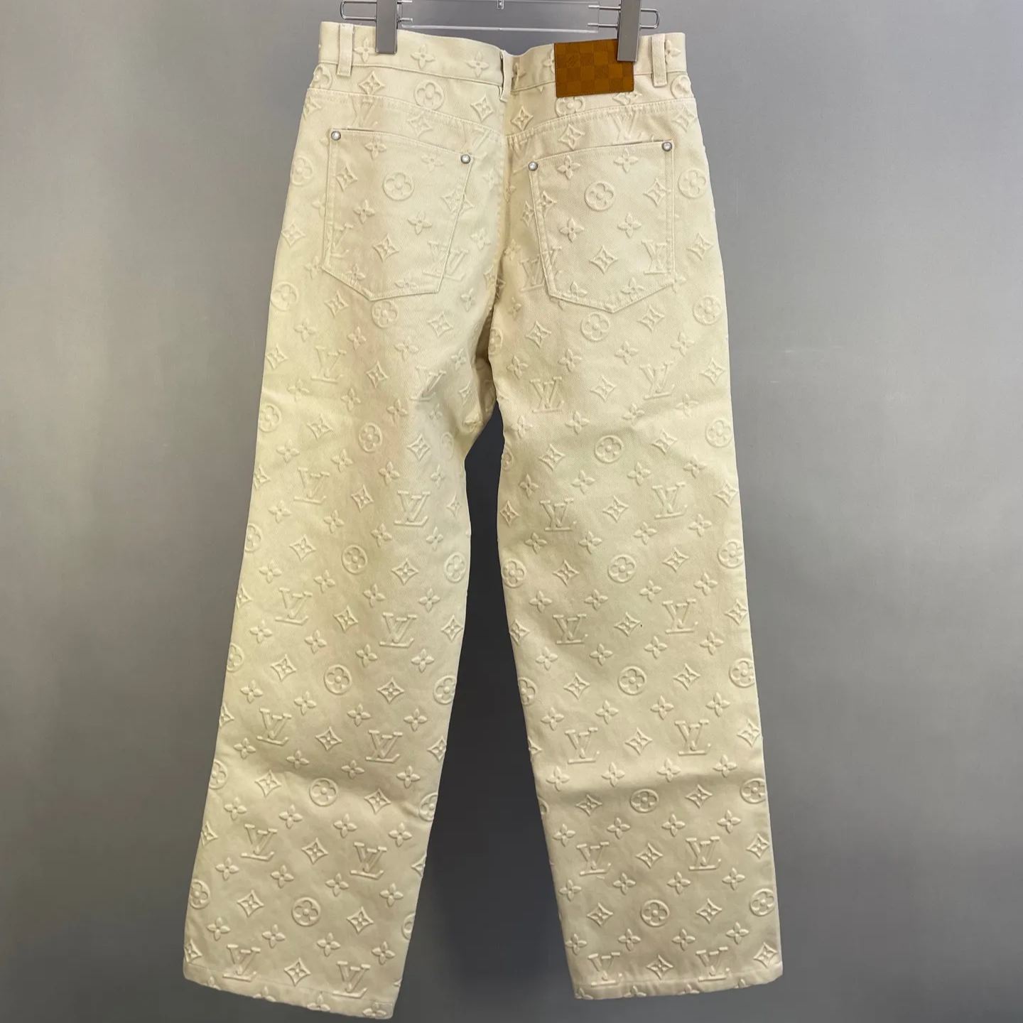 Louis Vuitton Monogram Embossed Skate Pants（1AHBLK）