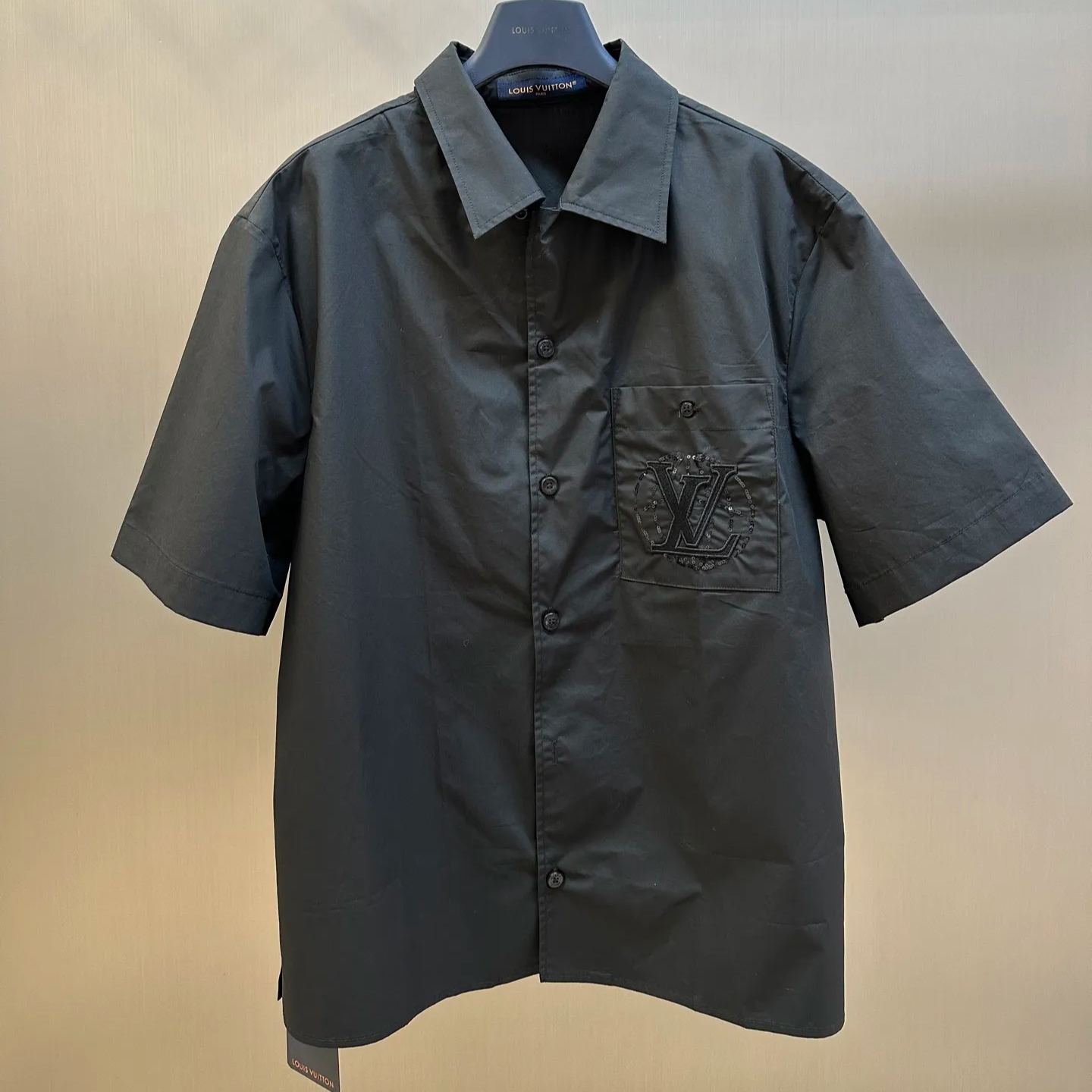Louis Vuitton Embroidered short-sleeve cotton shirt（1AHCHC）