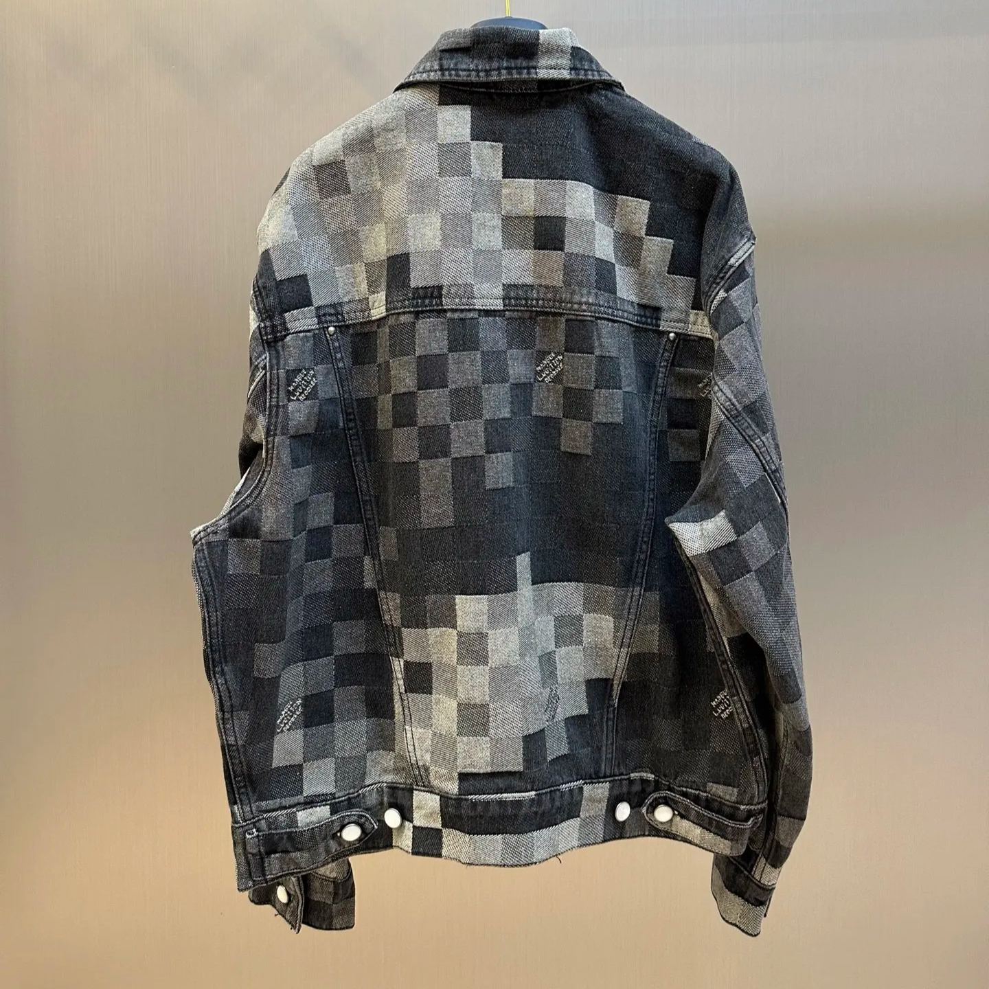 Louis Vuitton Damouflage Classic Denim Jacket（1AHEBG）