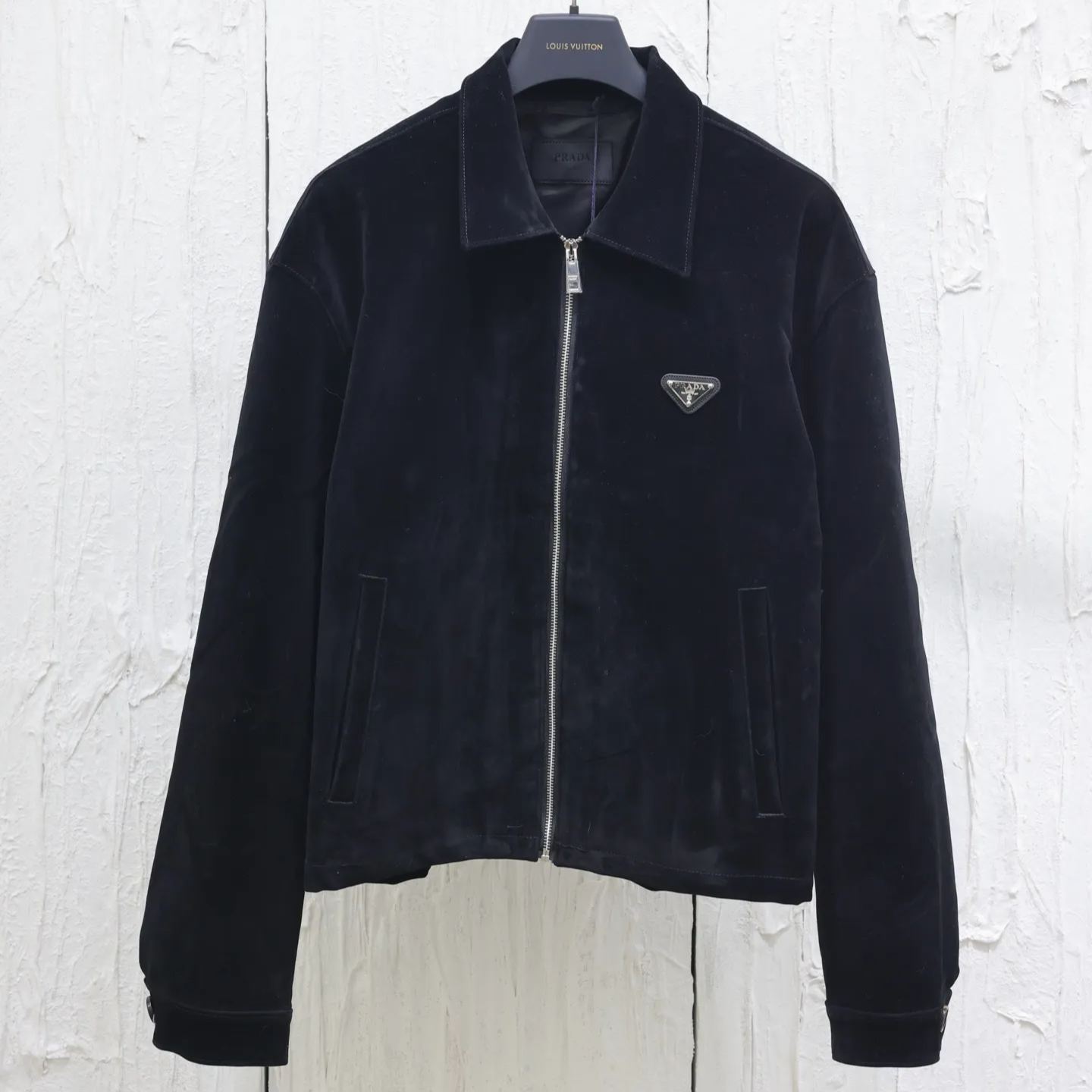 PRADA Triangle-logo Velvet Blouson Jacket （SGB999S22110DY-F0002）