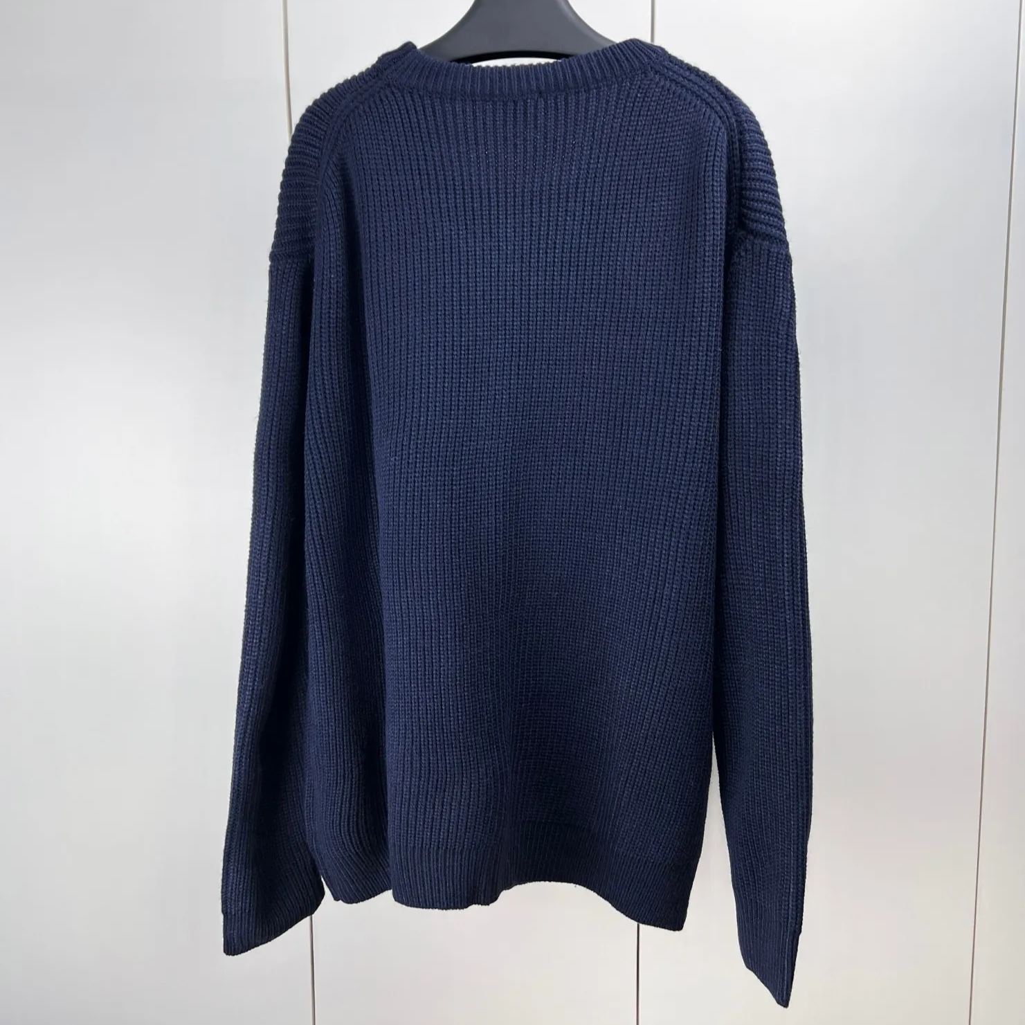 CELINE OVERSIZED SWEATER IN RIBBED WOOL - NAVY (2AW9A311Y-07MR）