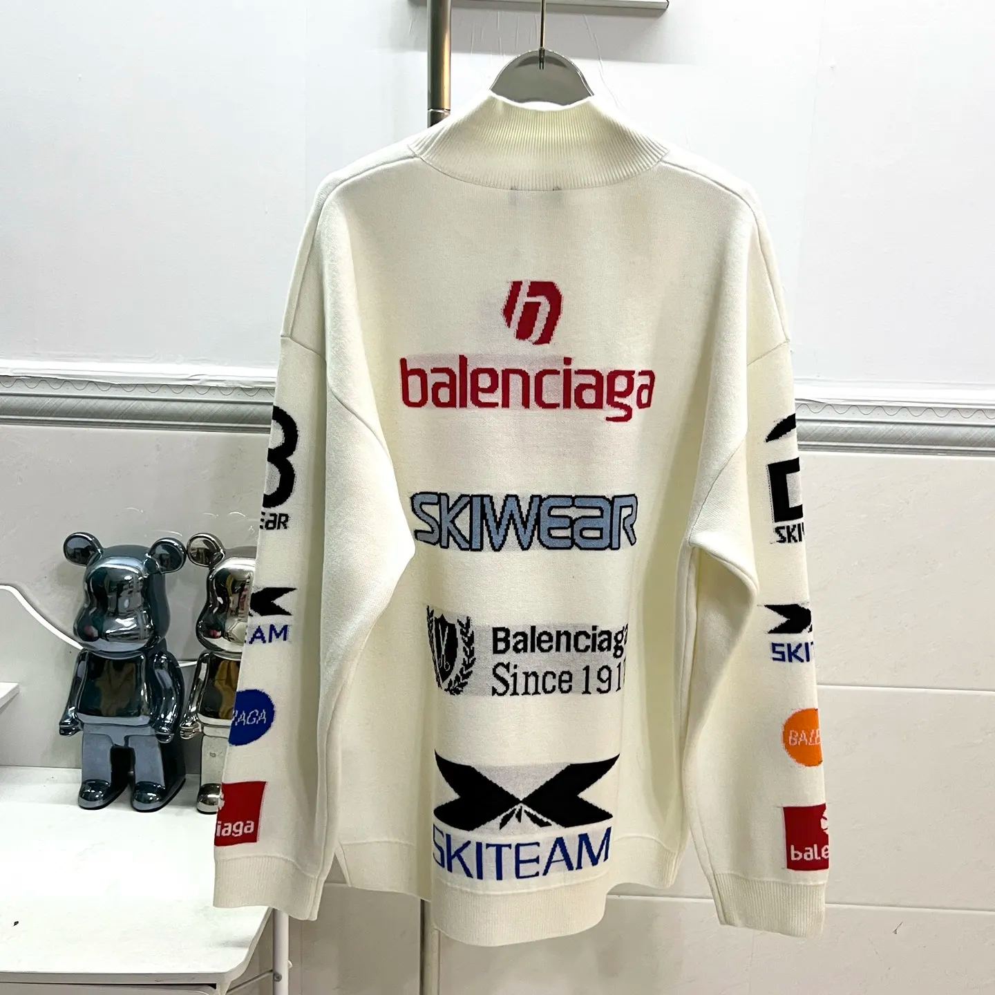 BALENCIAGA Men's Ski Long Sleeve Turtleneck in Black/Multicolor (799917T16962771）