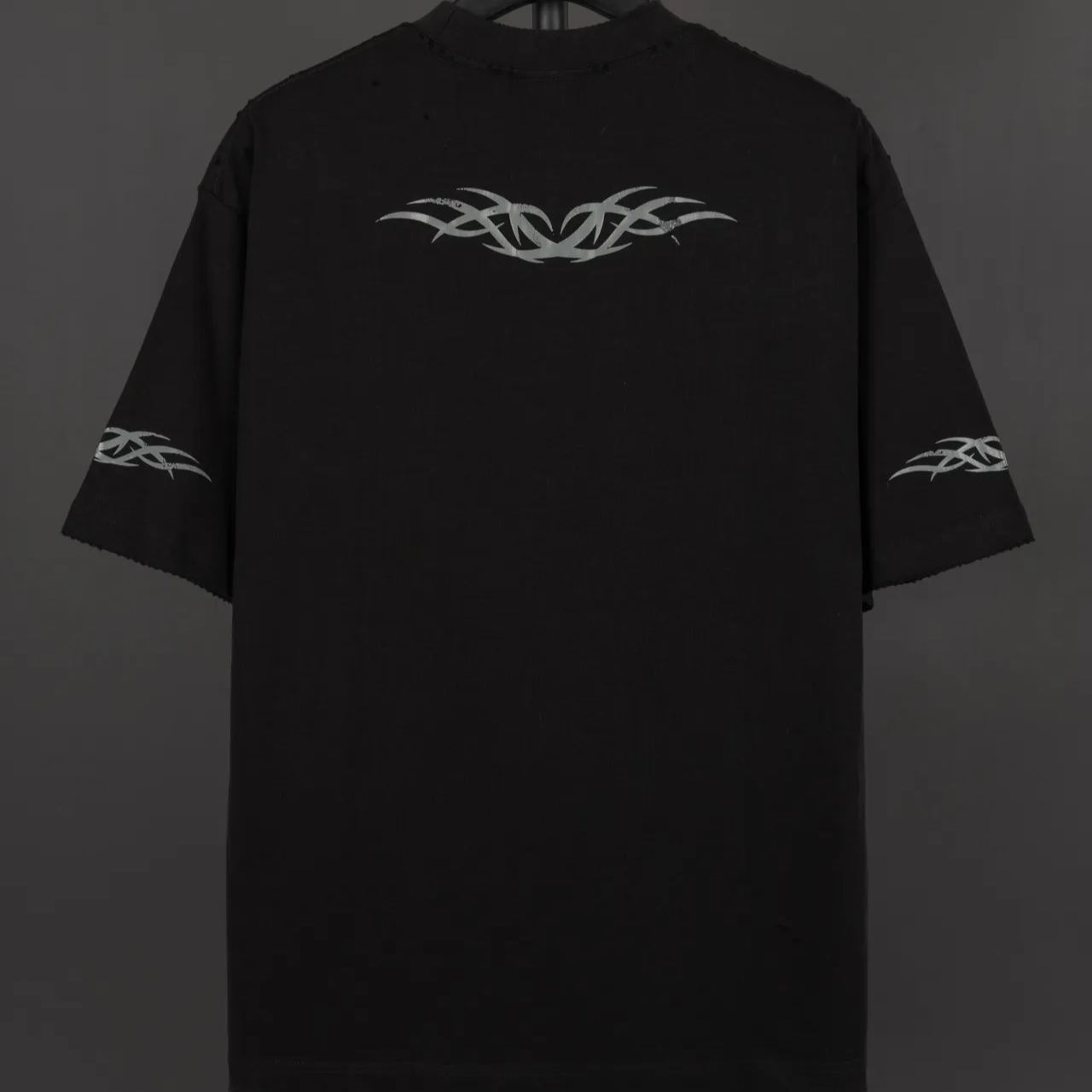 Balenciaga Vintage Jersey T-Shirt in Black（764235TRVA3-1576）