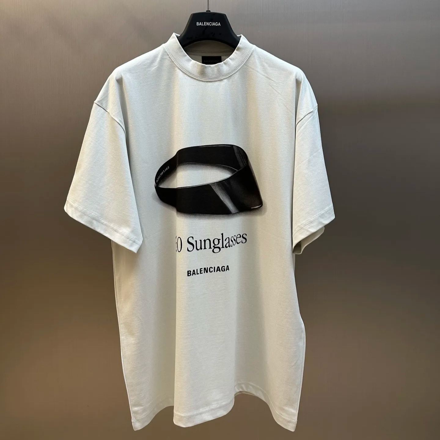 BALENCIAGA Men's 360 Sunglasses T-Shirt Medium Fit "Dirty Effect White"（764235TSVH89012）