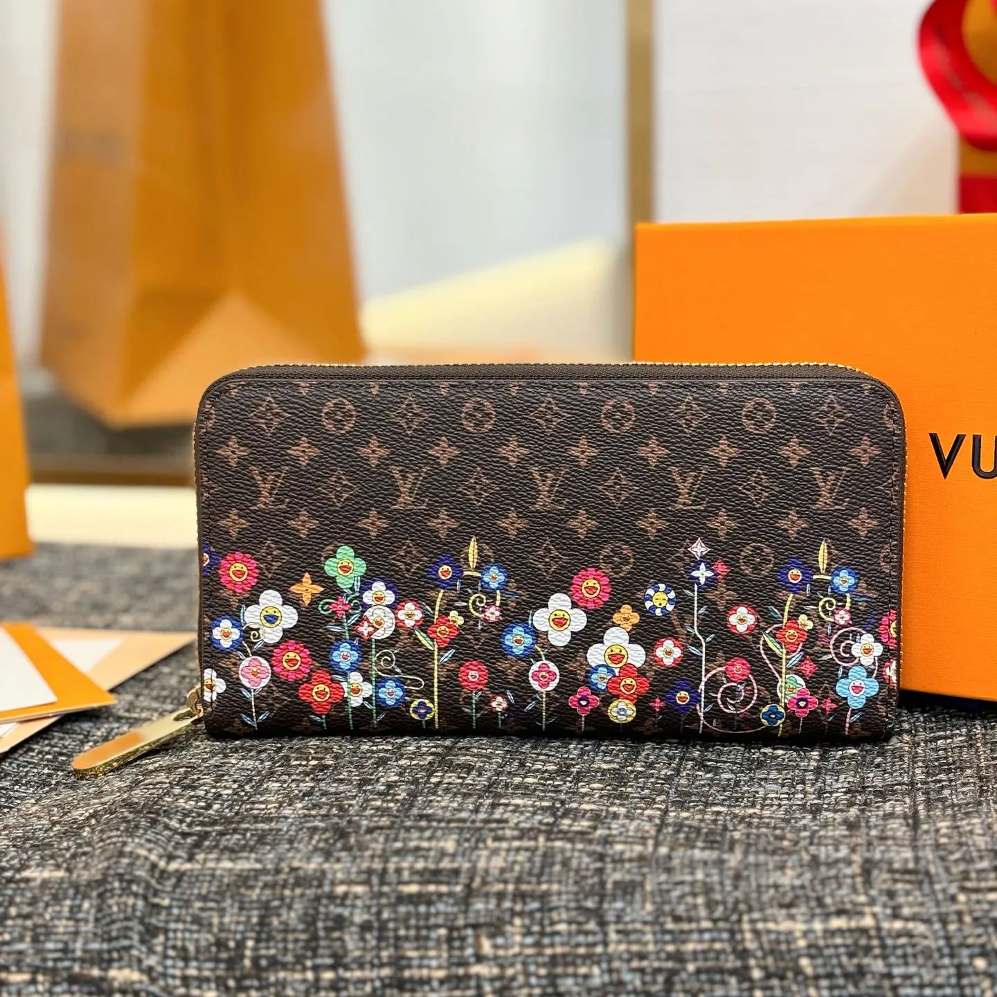 Louis Vuitton LV x TM Zippy Wallet Round Long Wallet（M14162）