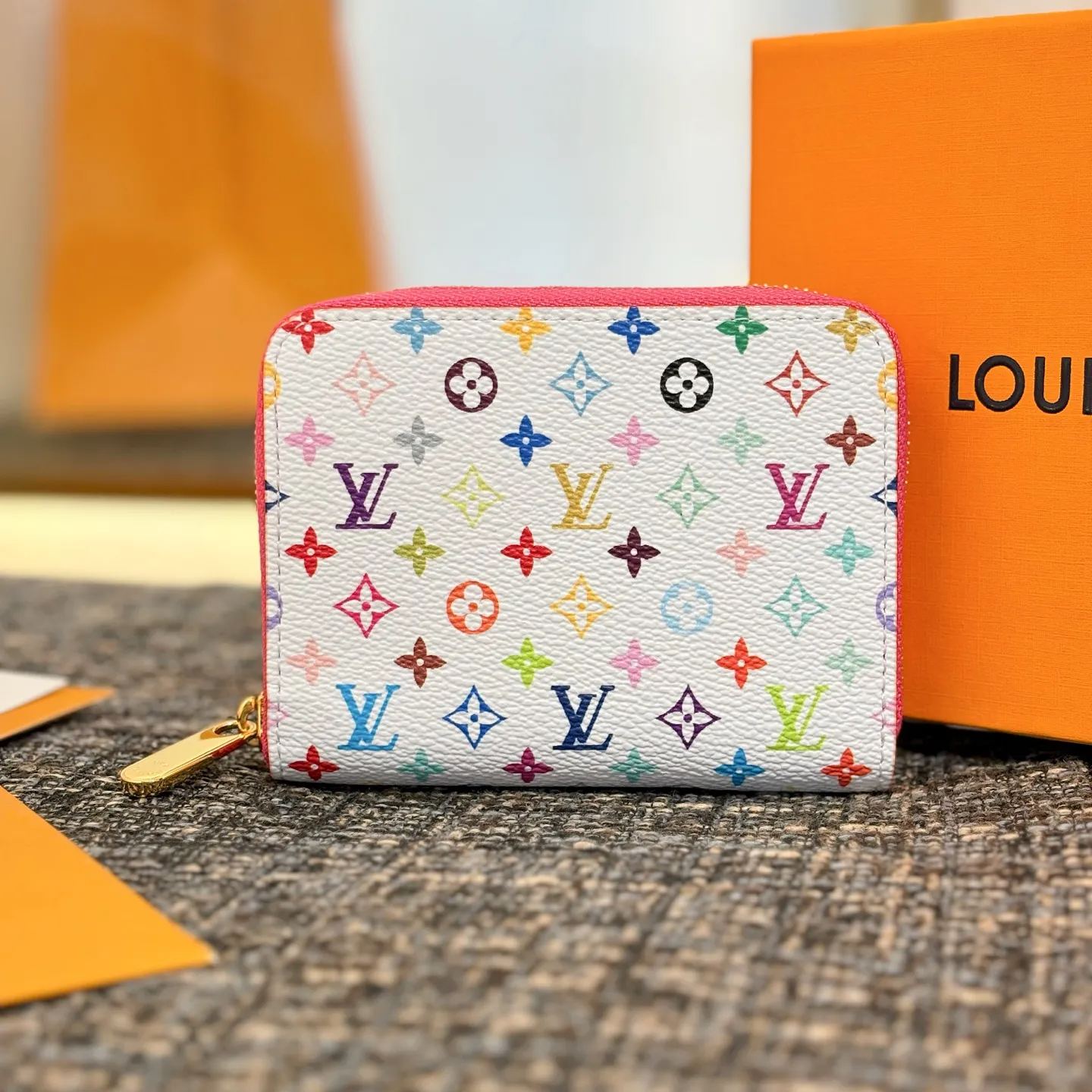 Louis Vuitton x Takashi Murakami Zippy Coin Purse Monogram "Multicolor"（M13409）